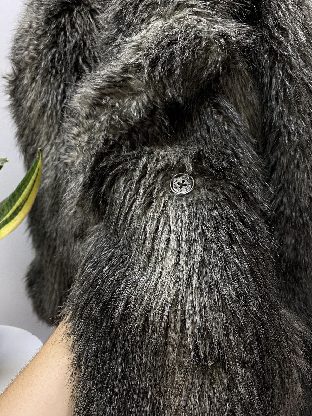Armani × Vintage Women’s Armani Exchange Fur Coat Jacket Size M / US 6-8 / IT 42-44 - 7 Thumbnail