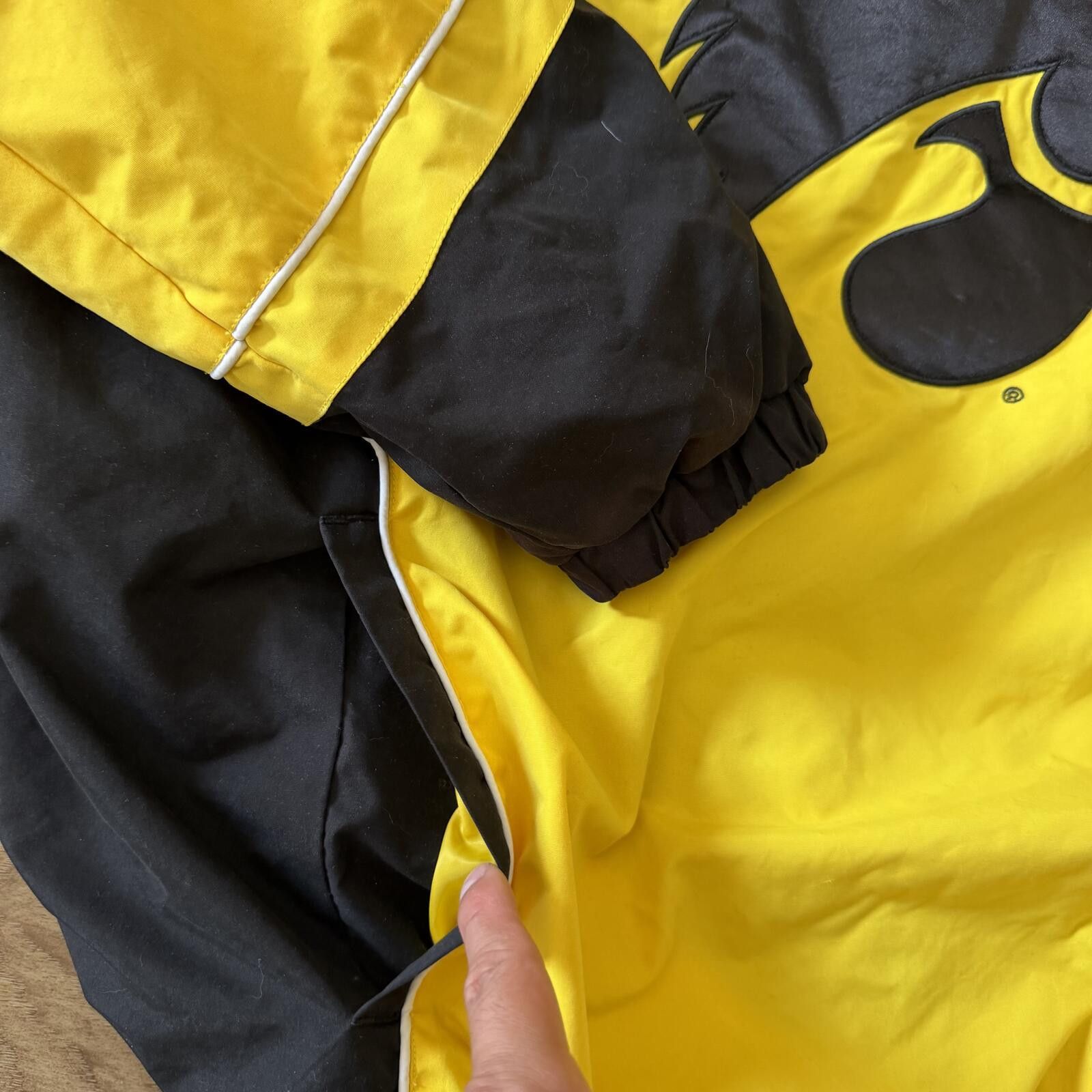 Other Vintage Iowa Hawkeyes Pullover Windbreaker 58 Sports XXL Size US XXL / EU 58 / 5 - 3 Thumbnail