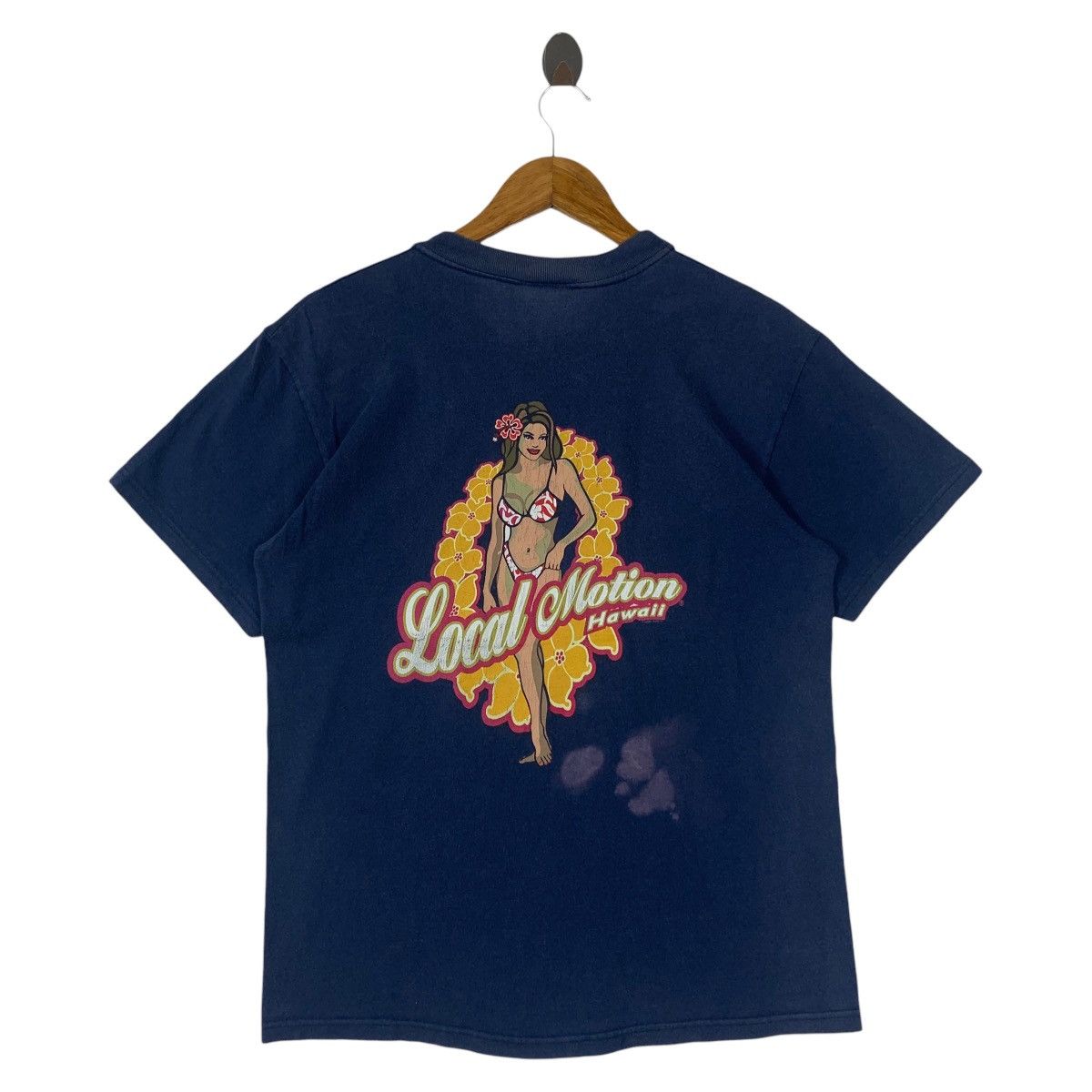 Vintage Vintage 90s LOCAL MOTION hawaii big logo Surfing tee Size US L / EU 52-54 / 3 - 1 Thumbnail