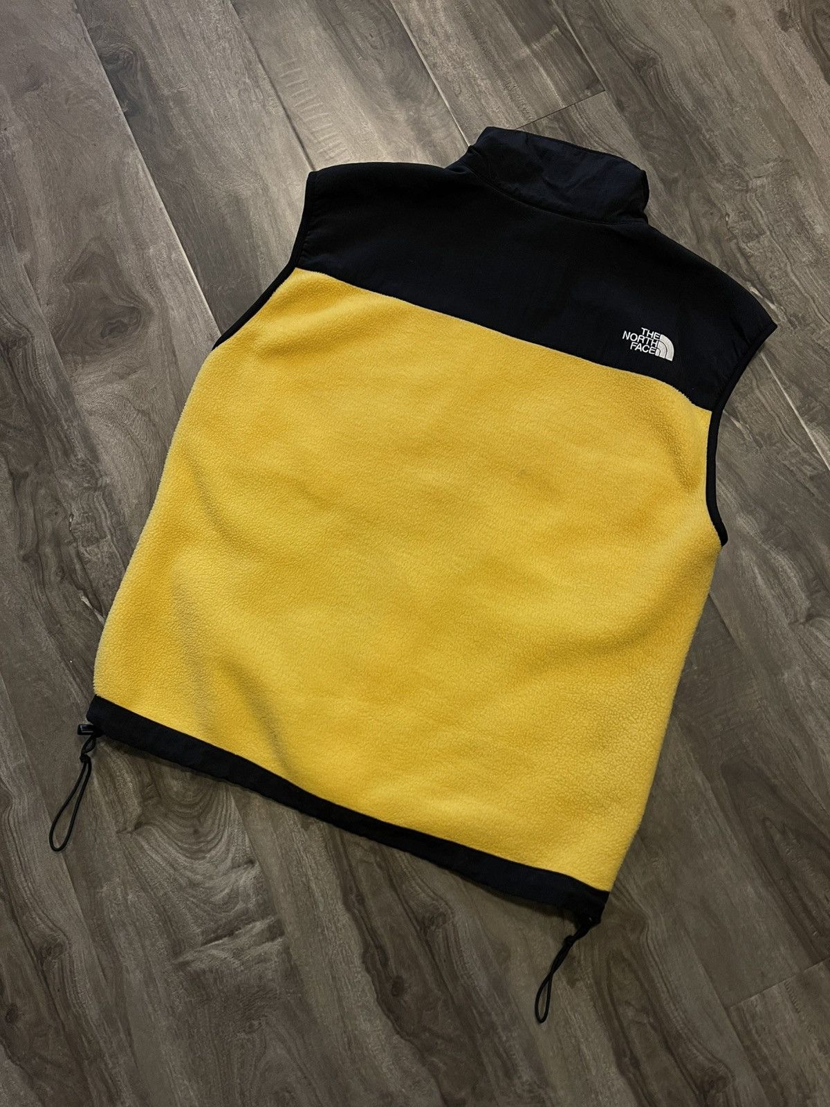 The North Face Vintage TNF The North Face Yellow Fleece Denali Vest Size US S / EU 44-46 / 1 - 4 Thumbnail