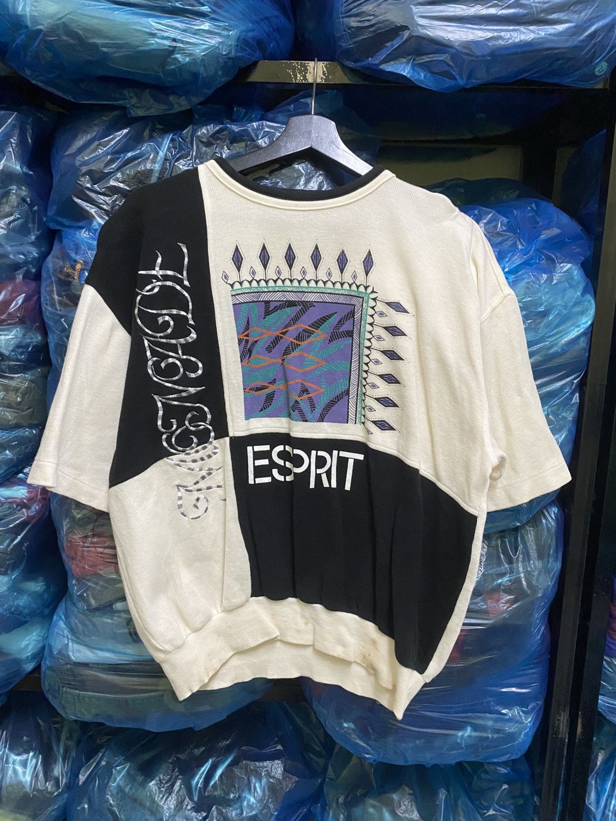 Esprit VINTAGE 90s ESPRIT PATCHWORK SHORT SLEEVE SWEATSHIRT Size US L / EU 52-54 / 3 - 1 Thumbnail