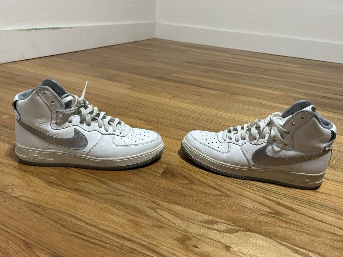 Nike Nike Air Force 1 High Retro QS White Wolf Grey Size 11 Size US 11 / EU 44 - 2 Thumbnail