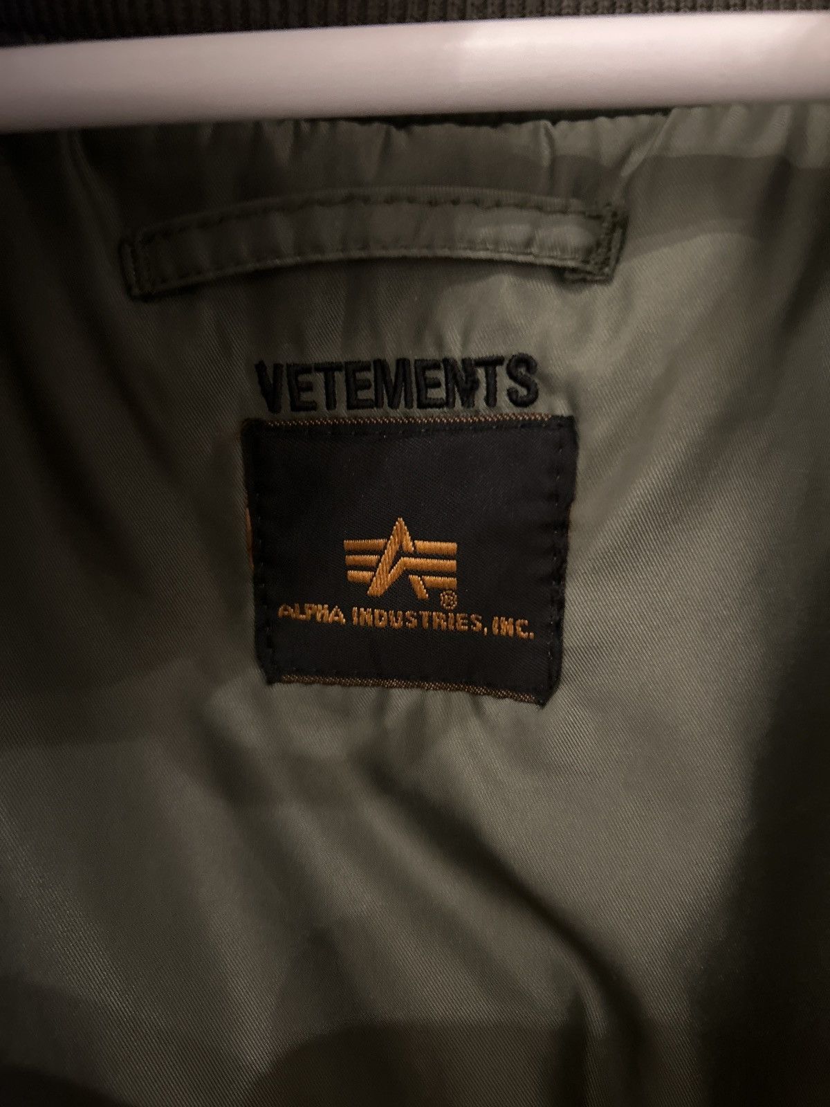 Alpha Industries × Vetements Vetements x Alpha Industries Reversible Bomber Jacket Size US XS / EU 42 / 0 - 12 Thumbnail