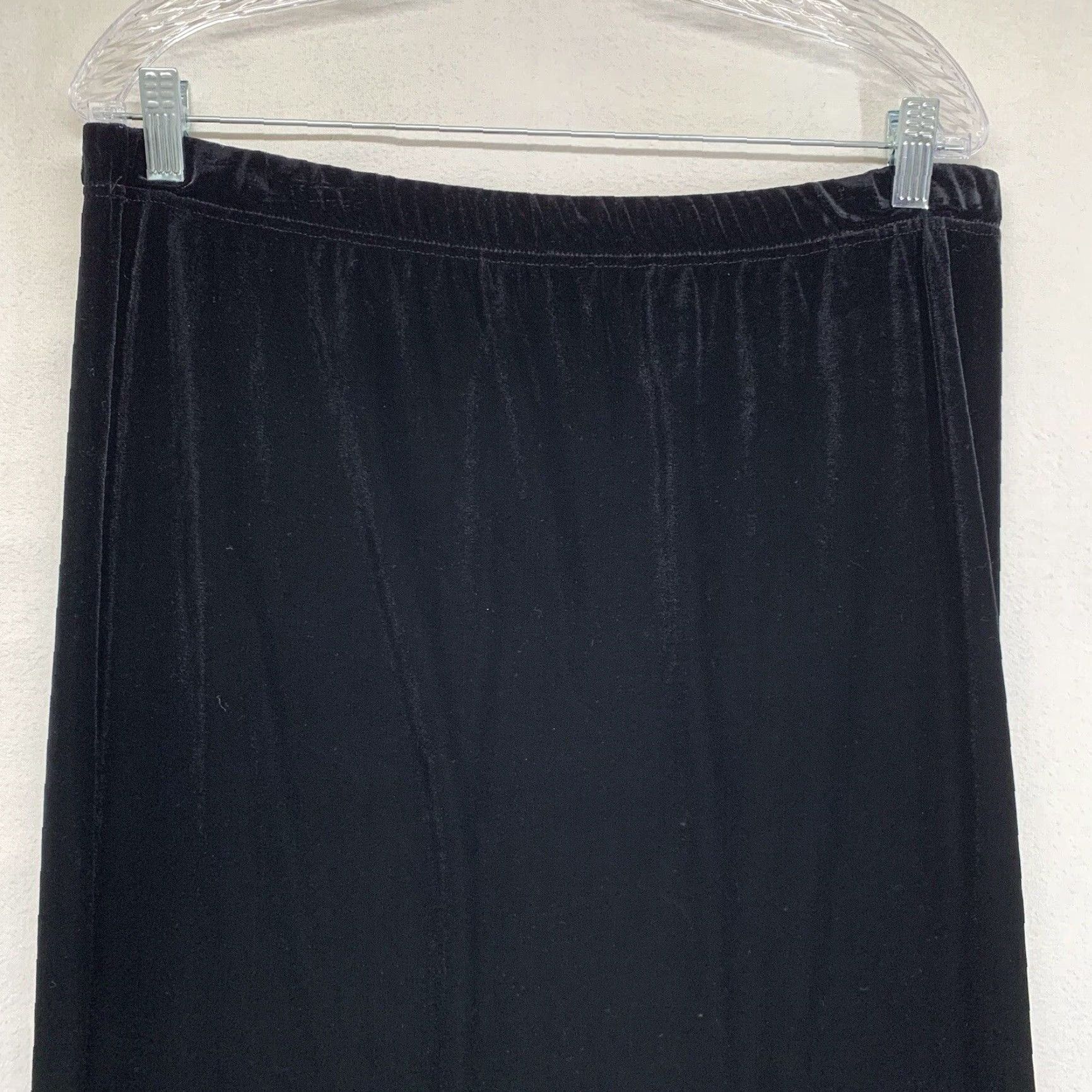 Vintage VINTAGE Sag Harbor Black Velvet Skirt M Women Midi Skirt 28x34 Slit Stretch Elastic Waist Dark Gothic 80s 90s Party/Cocktail Womens Size 32" / US 10 / IT 46 - 3 Thumbnail