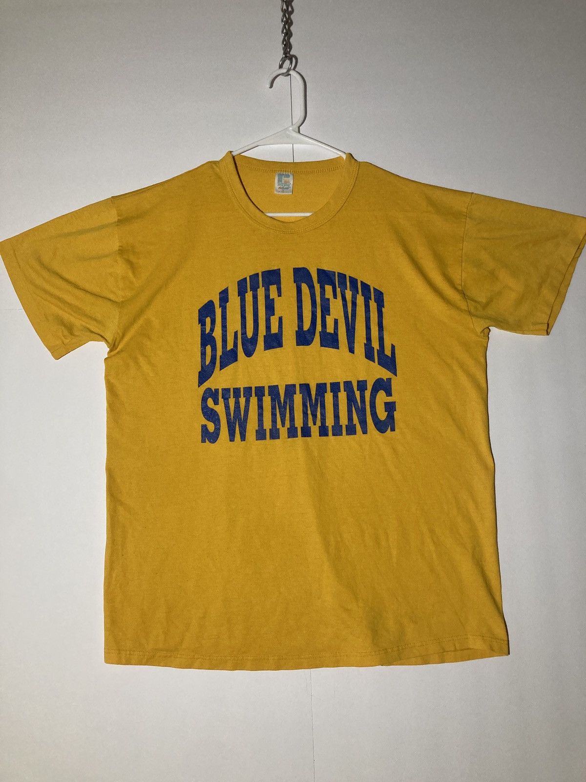 Vintage Vintage Duke Blue Devil Swimming Graphic Tee Size US L / EU 52-54 / 3 - 1 Thumbnail