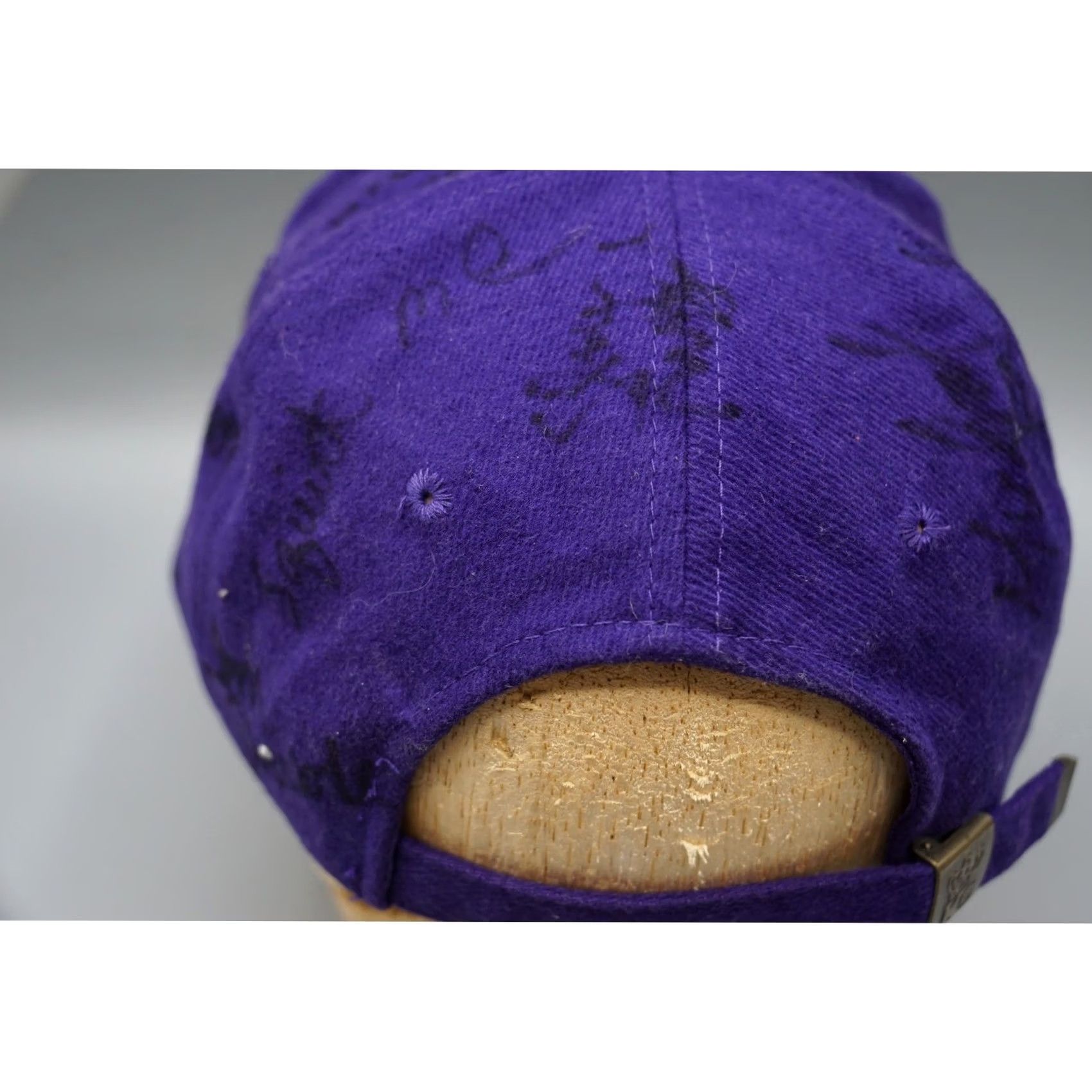 Vintage VINTAGE KC Caps Aurora V8 Hat Purple Signed Darrin Brassfield Autographed 90s Mens Size ONE SIZE - 6 Thumbnail