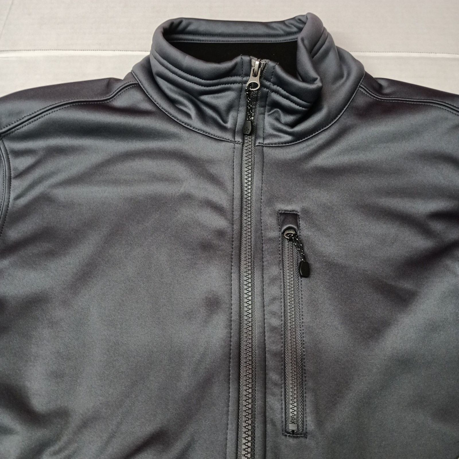 Other Ozark Trail Men's Size M (38-40) Charcoal Zip Pockets Jacket Size US M / EU 48-50 / 2 - 3 Thumbnail