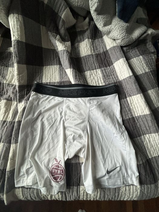 eybl compression shorts