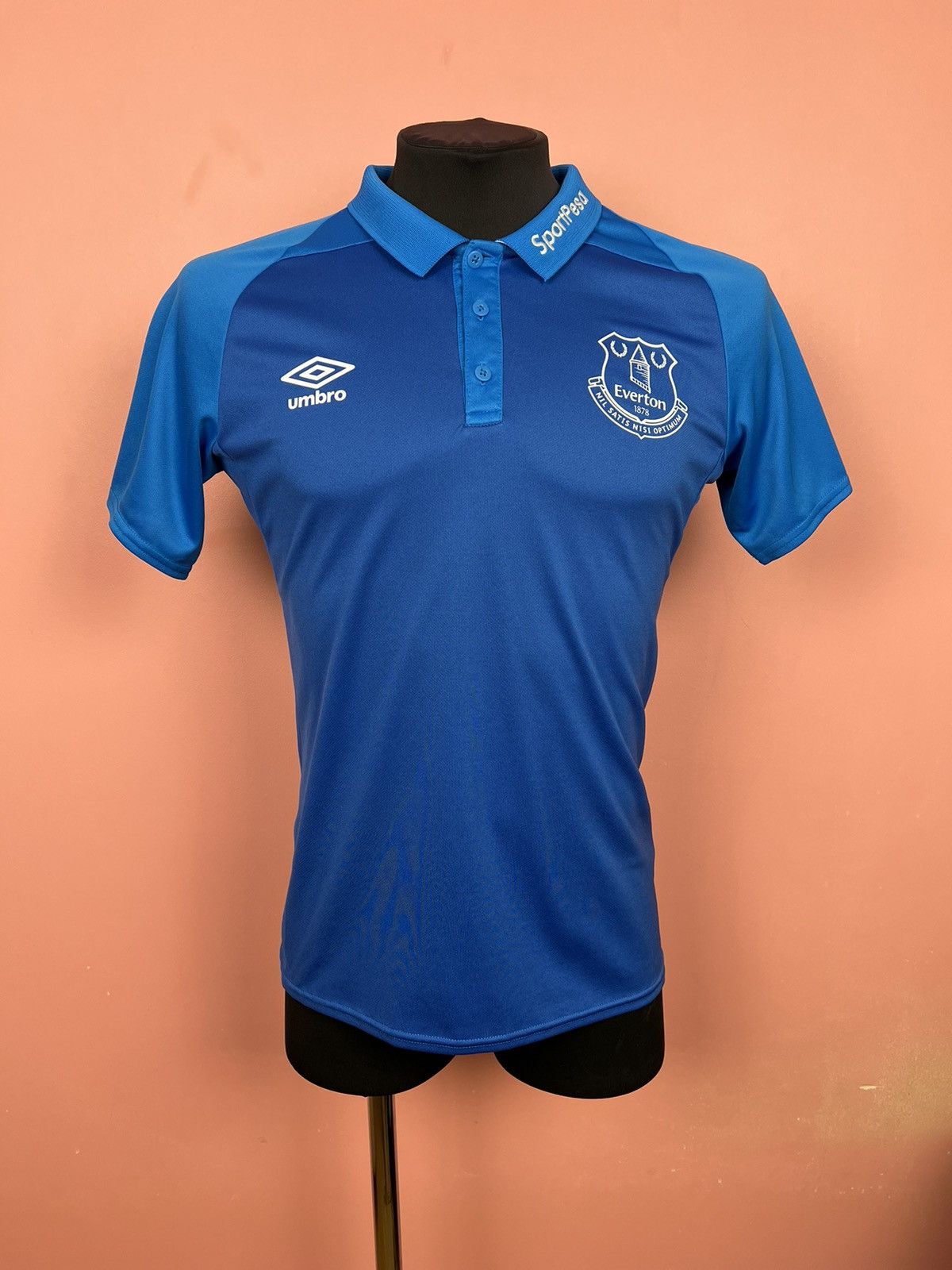 Umbro Everton soccer jersey tee shirt Umbro polo football Size US S / EU 44-46 / 1 - 3 Thumbnail