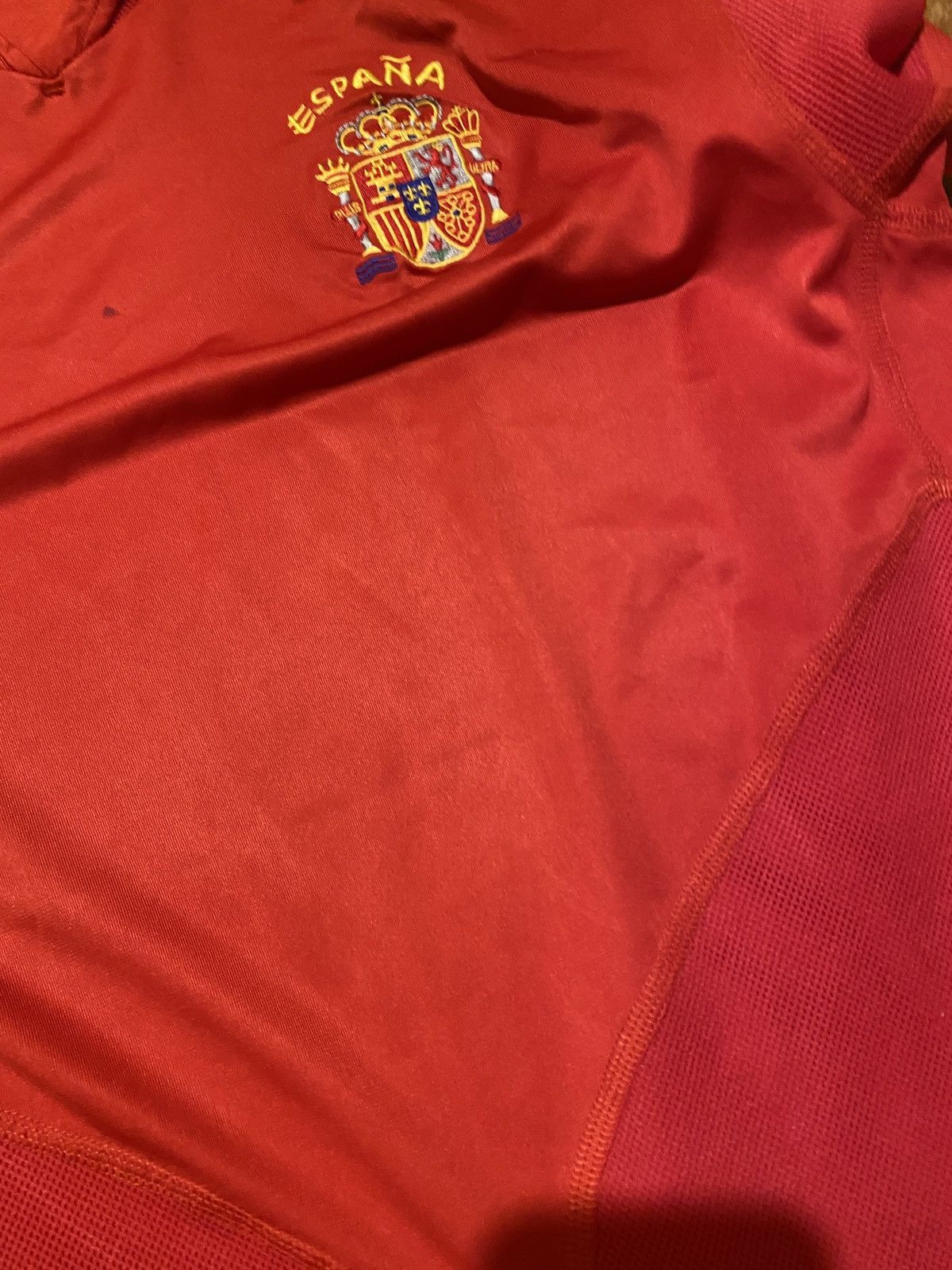 Adidas × Vintage Vintage adidas spain Jersey 2004 Size US M / EU 48-50 / 2 - 19 Thumbnail