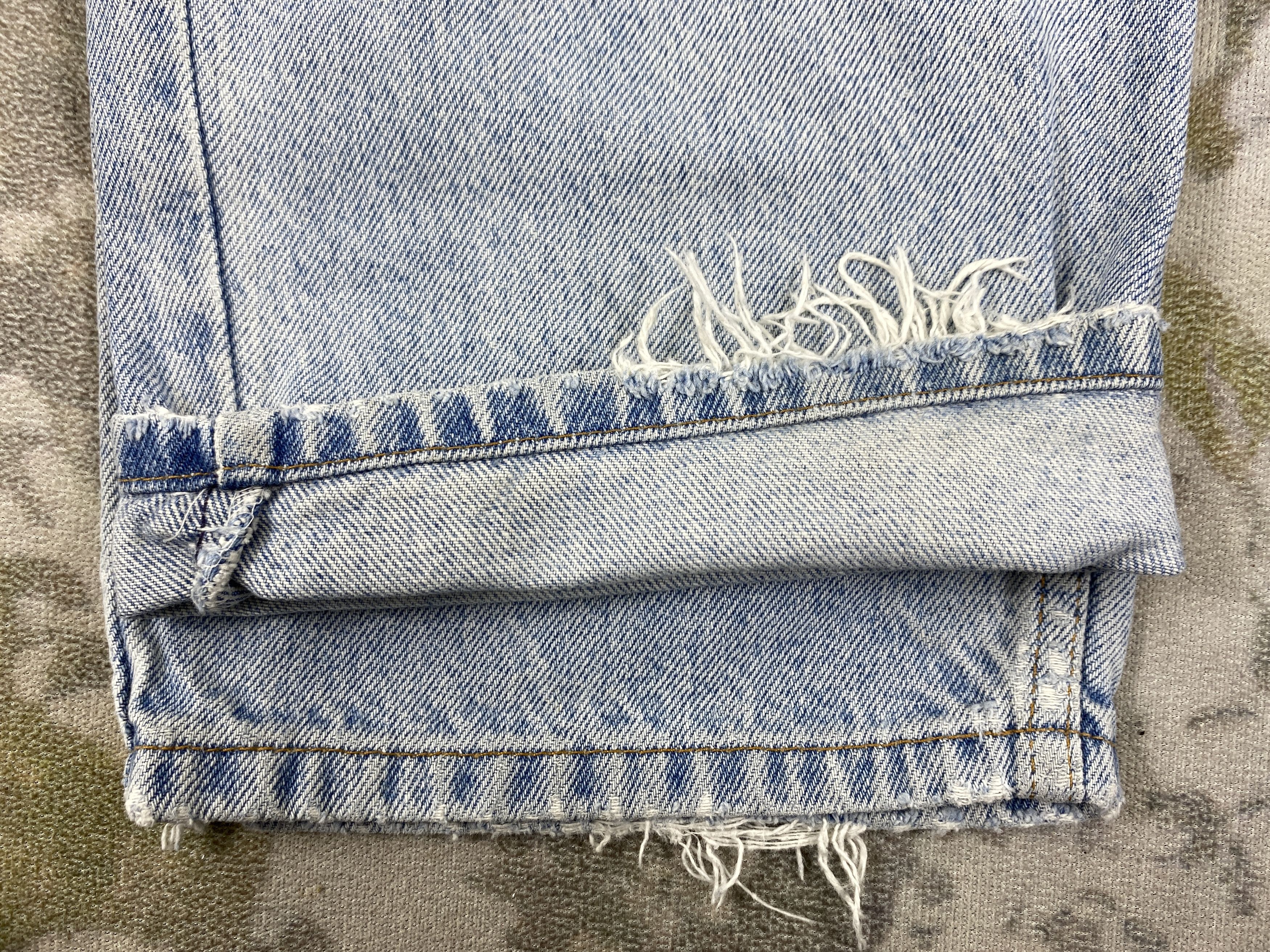 Levi's Light Wash Vintage Levi's 545 Jeans 37x30 Denim -JN1807 Size US 37 - 12 Thumbnail