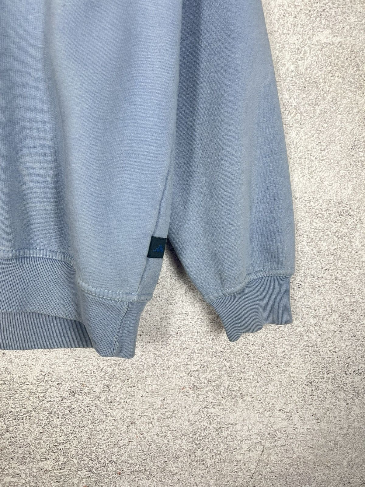 Vintage Adidas Vintage Crewneck Sweatshirt baby blue Size US S / EU 44-46 / 1 - 3 Thumbnail