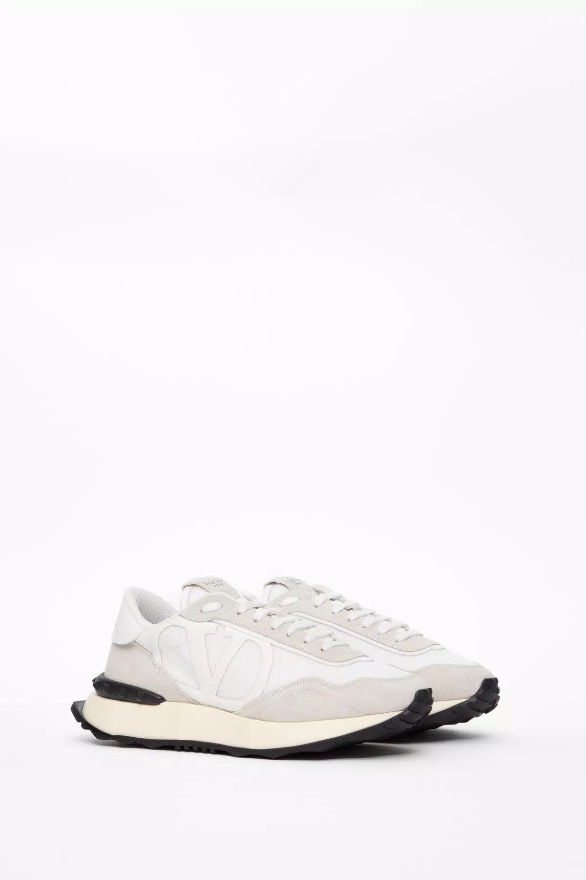 Valentino oc11z0725 Netrunner Fabric And Suede Trainers in White Size US 8 / EU 41 - 2 Thumbnail