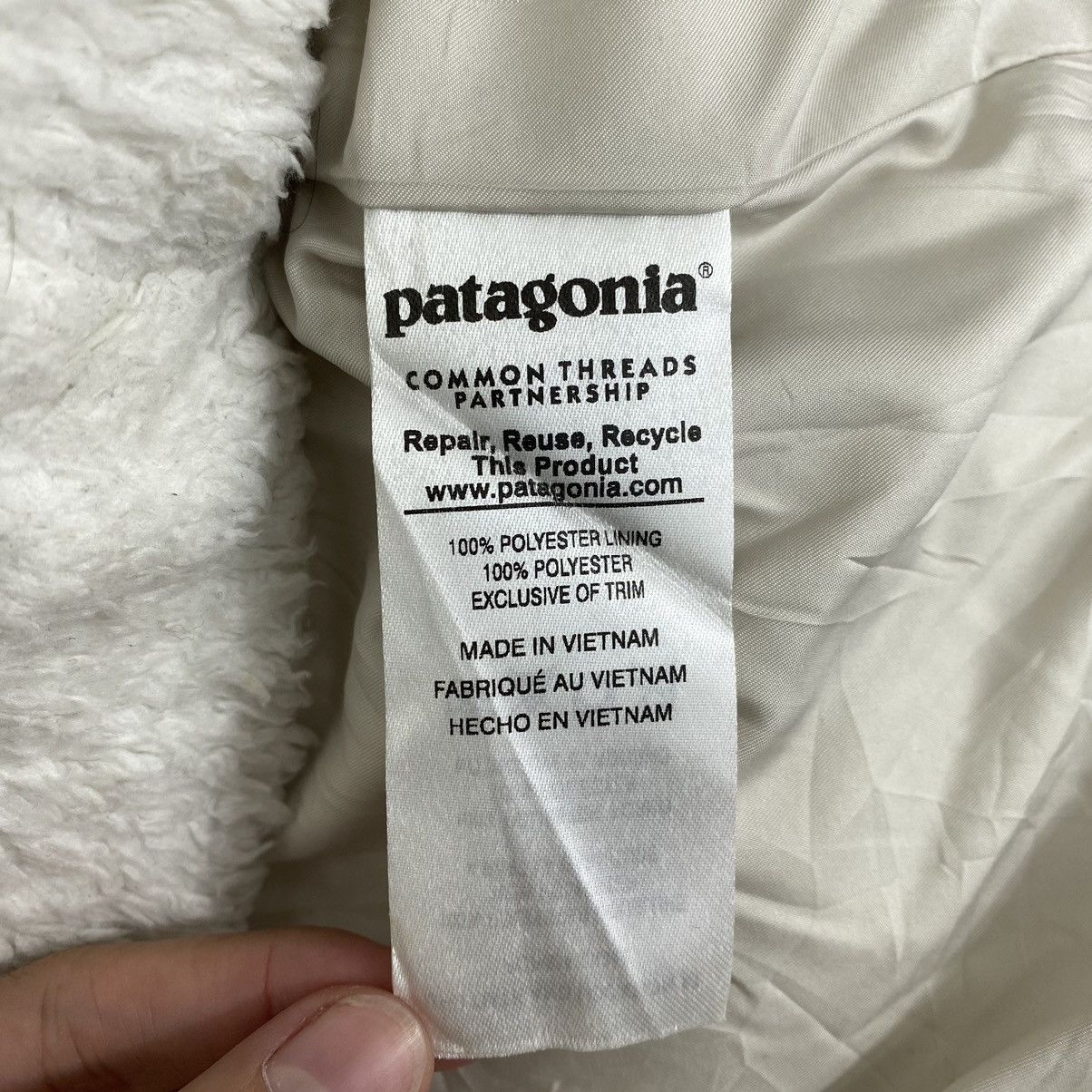 Patagonia × Vintage Vintage PATAGONIA USA Deep Pile Sherpa White Fleece Sweater Size US S / EU 44-46 / 1 - 4 Thumbnail