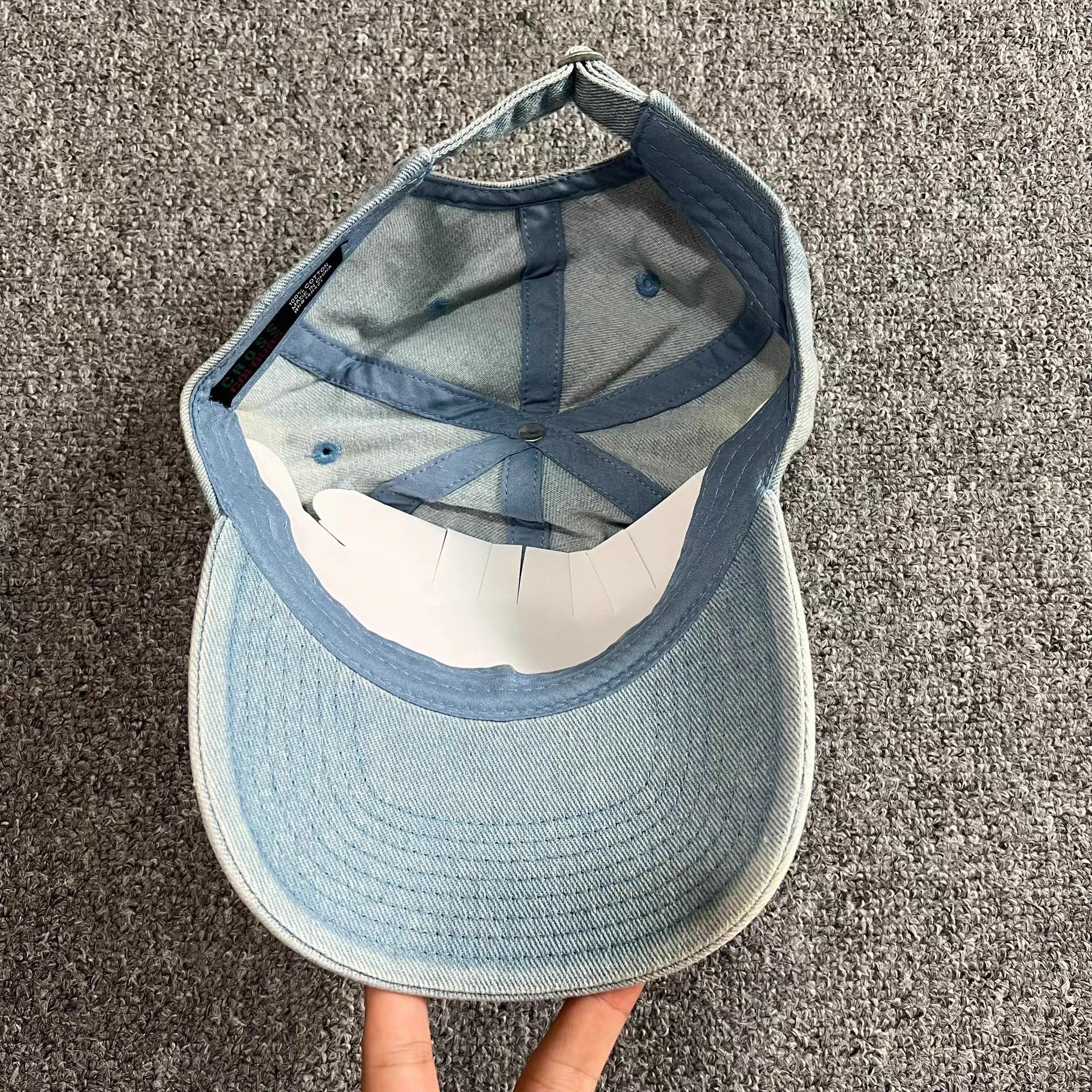 Cross Colours Cross Colours washed embroidered curved brim baseball cap Q7 Size ONE SIZE - 3 Thumbnail