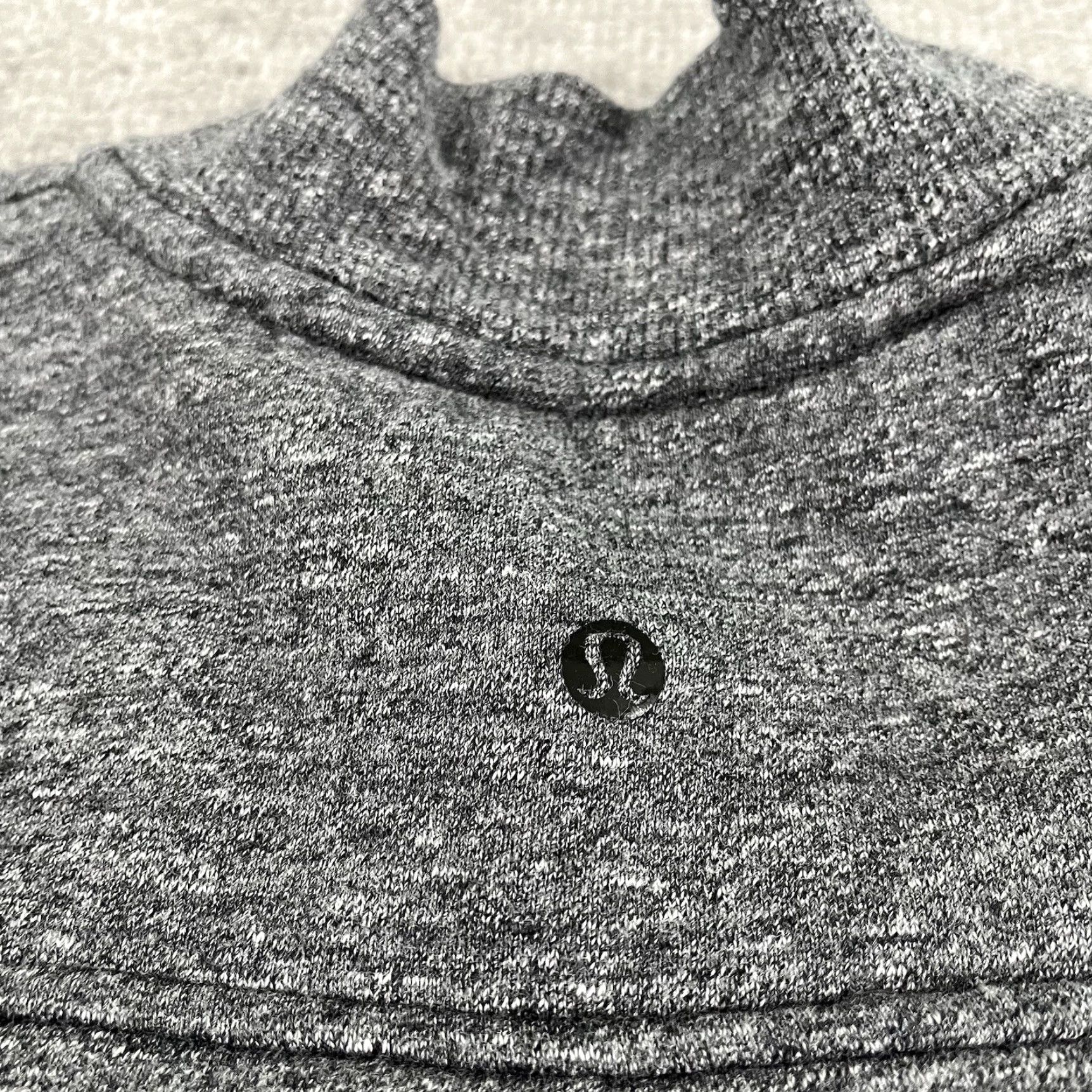 Lululemon Lululemon Pleat To The Street Bomber Jacket Womens Sz 6 Gray Active French Terry Size M / US 6-8 / IT 42-44 - 3 Thumbnail