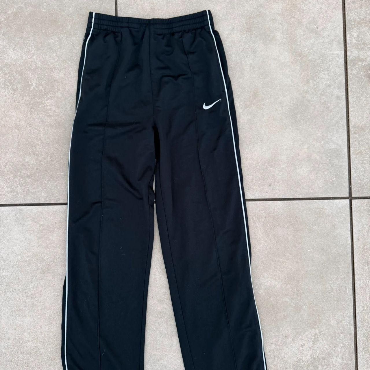 Nike Nike Trackpants Black Mini Swoosh Wide Leg Size US 32 / EU 48 - 2 Thumbnail