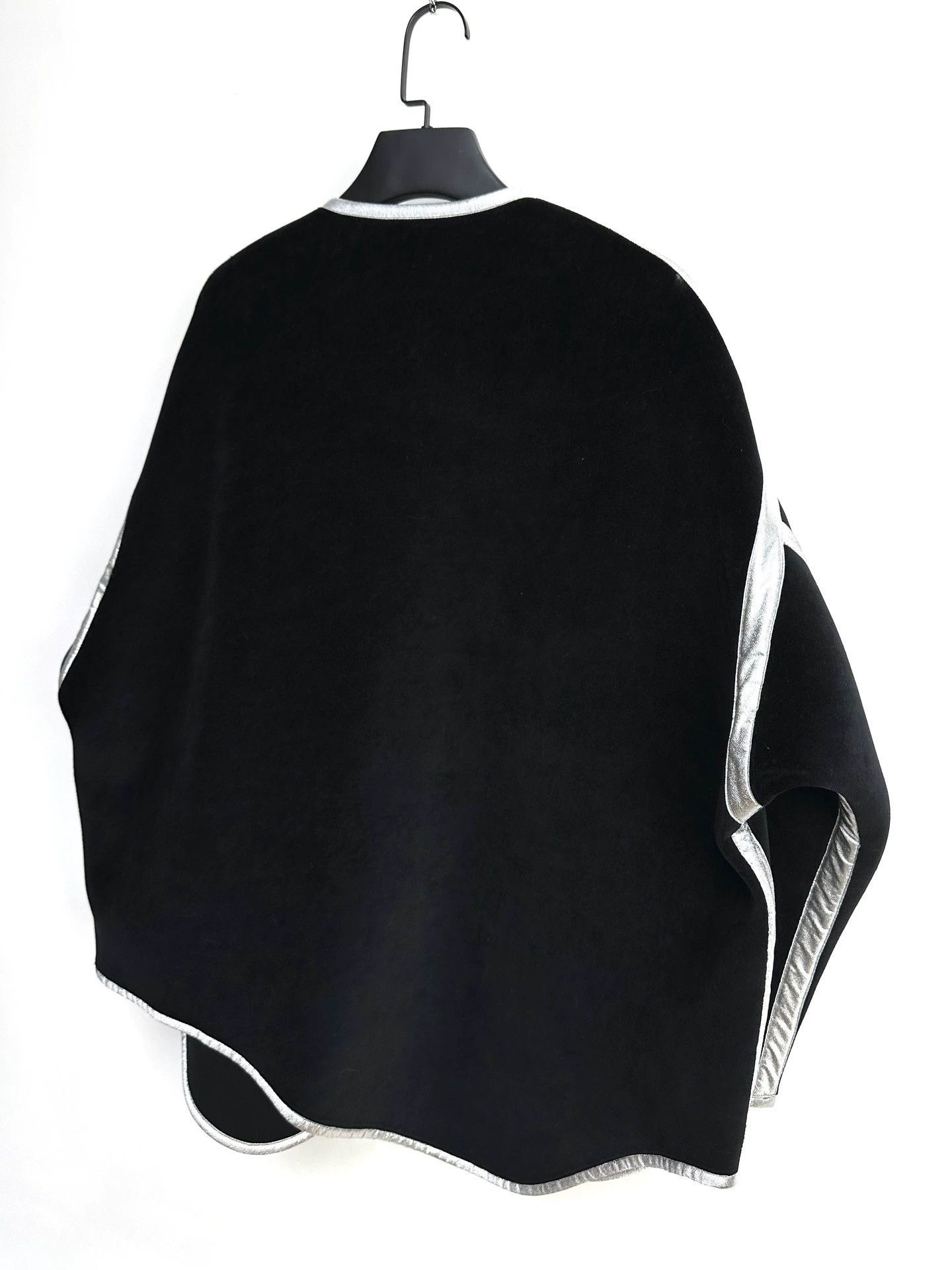 Sulvam Silver Edge Space Cotton Arched Silver Button Cardigan L Size US L / EU 52-54 / 3 - 4 Thumbnail