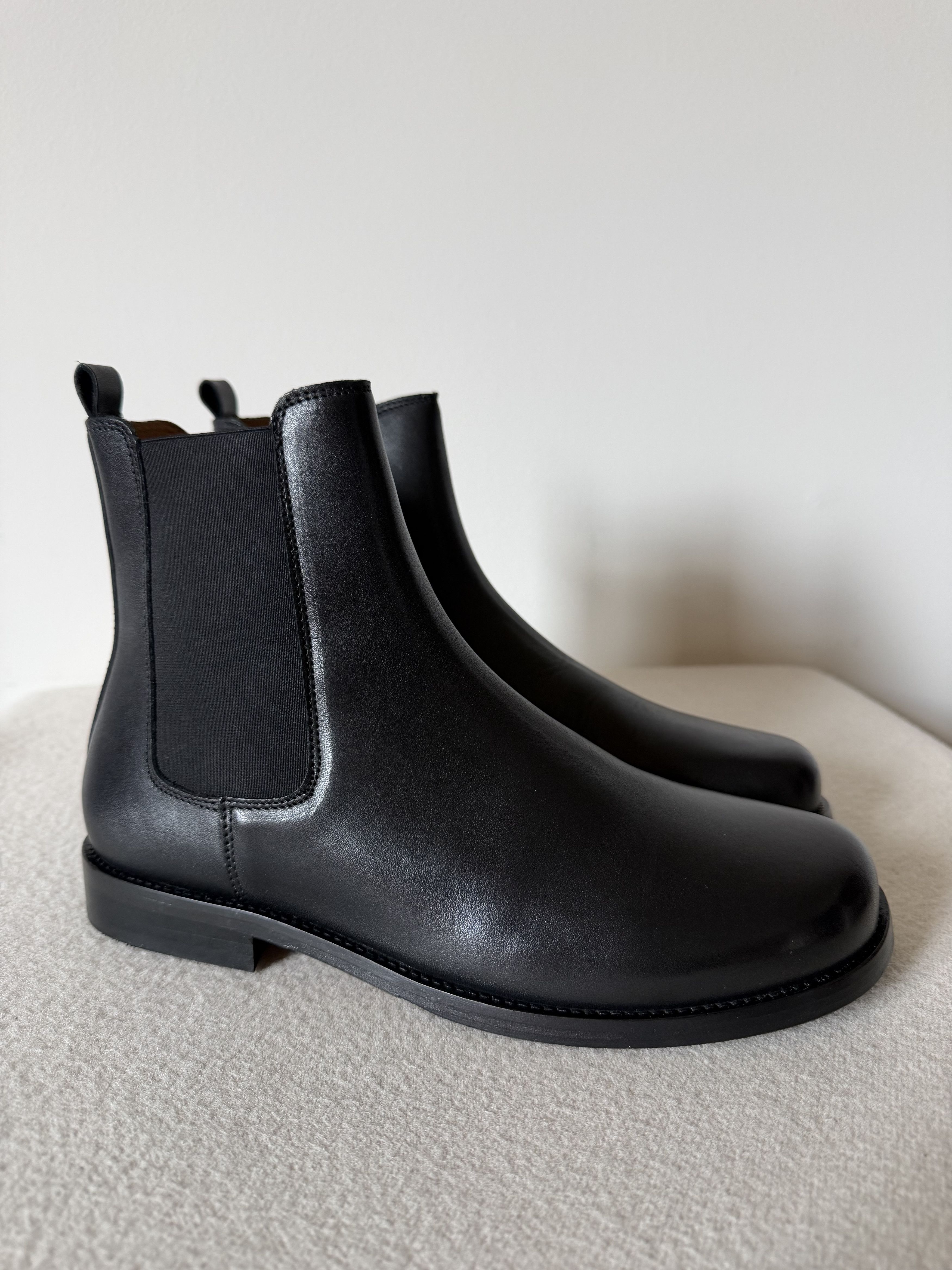 Mfpen Mfpen Core Chelsea Boots in Black Leather Size US 9 / EU 42 - 1 Thumbnail