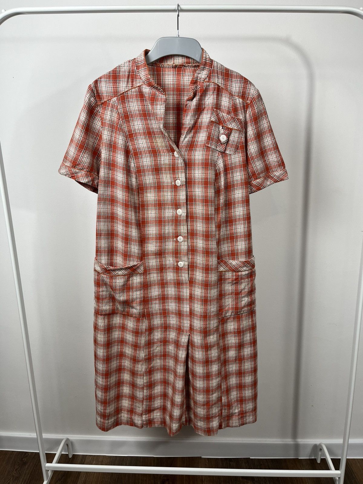 Vintage Vintage Red White Plaid Button-Down House Dress with Pockets Size M / US 6-8 / IT 42-44 - 1 Thumbnail