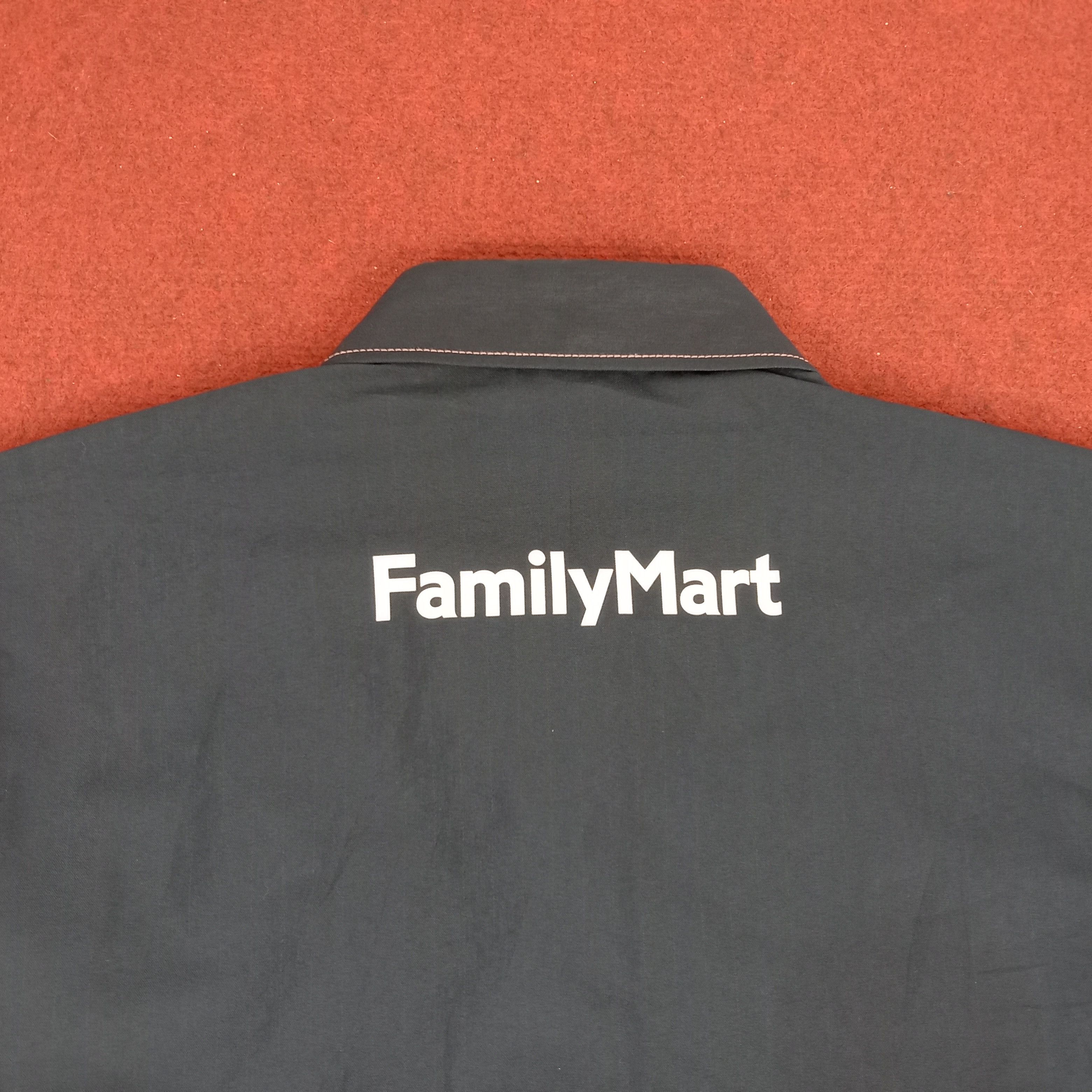 Japanese Brand × Vintage Family Mart Logo Design Japanese Workers Shirt Jacket Size US M / EU 48-50 / 2 - 4 Thumbnail