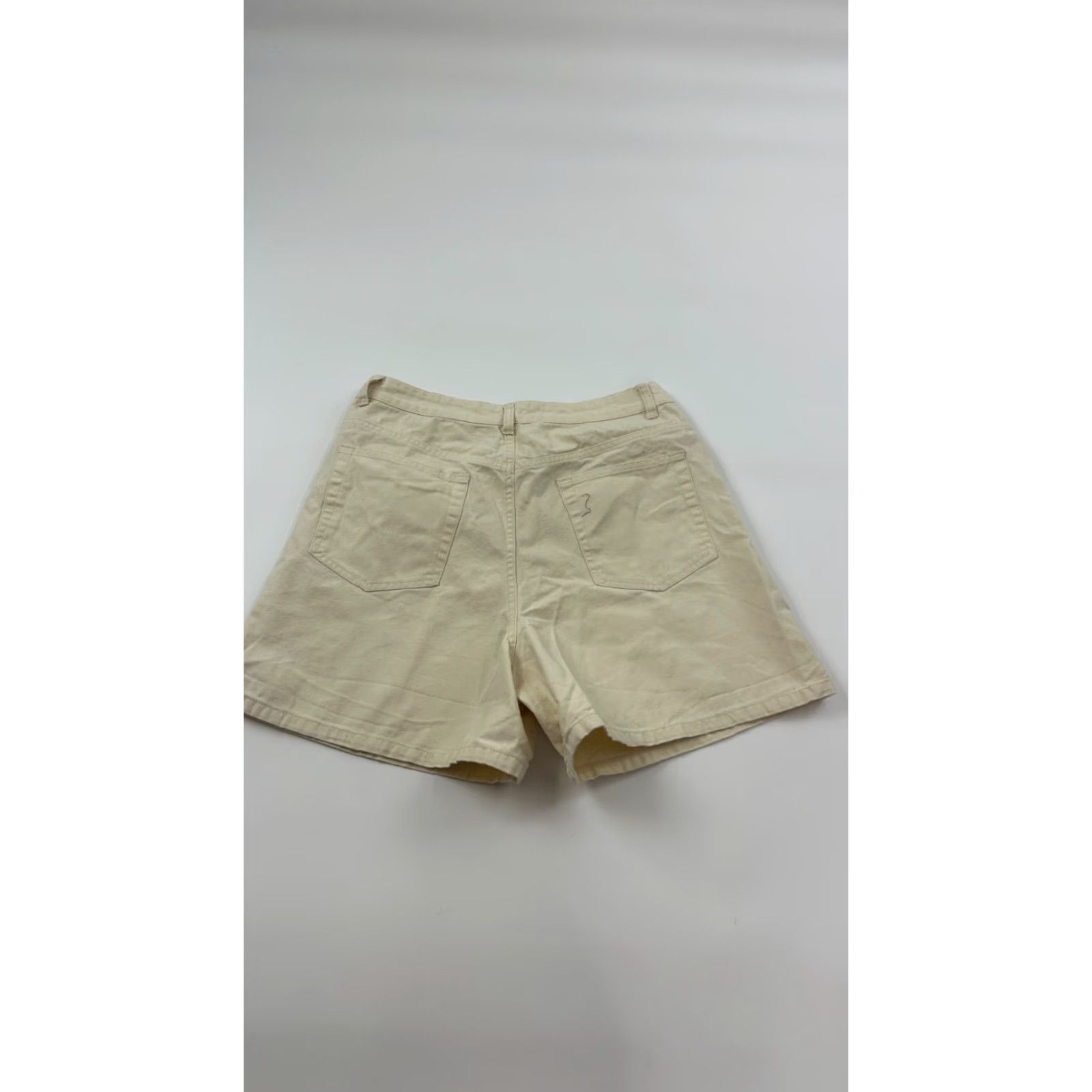 Vintage Wray Women's High Rise Denim Shorts Size 8 Light Yellow 5-Pocket Preppy Summer Casual Size 30" / US 8 / IT 44 - 2 Thumbnail
