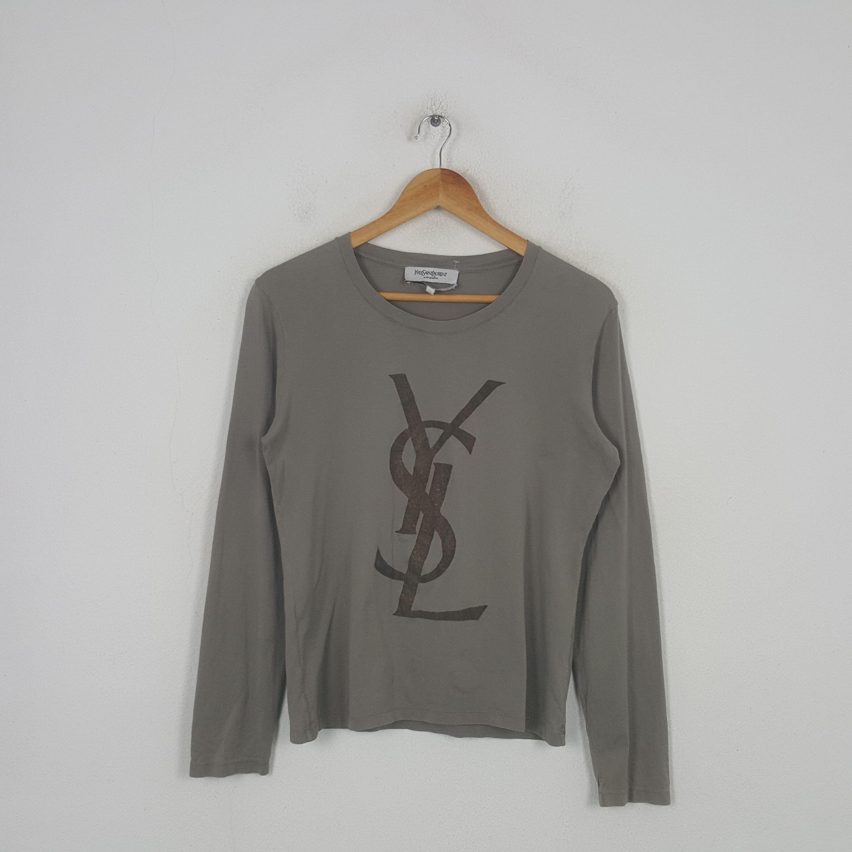 Yves Saint Laurent Vintage Yves Saint Laurent Big Logo Tshirt C294N71 Size US M / EU 48-50 / 2 - 1 Thumbnail