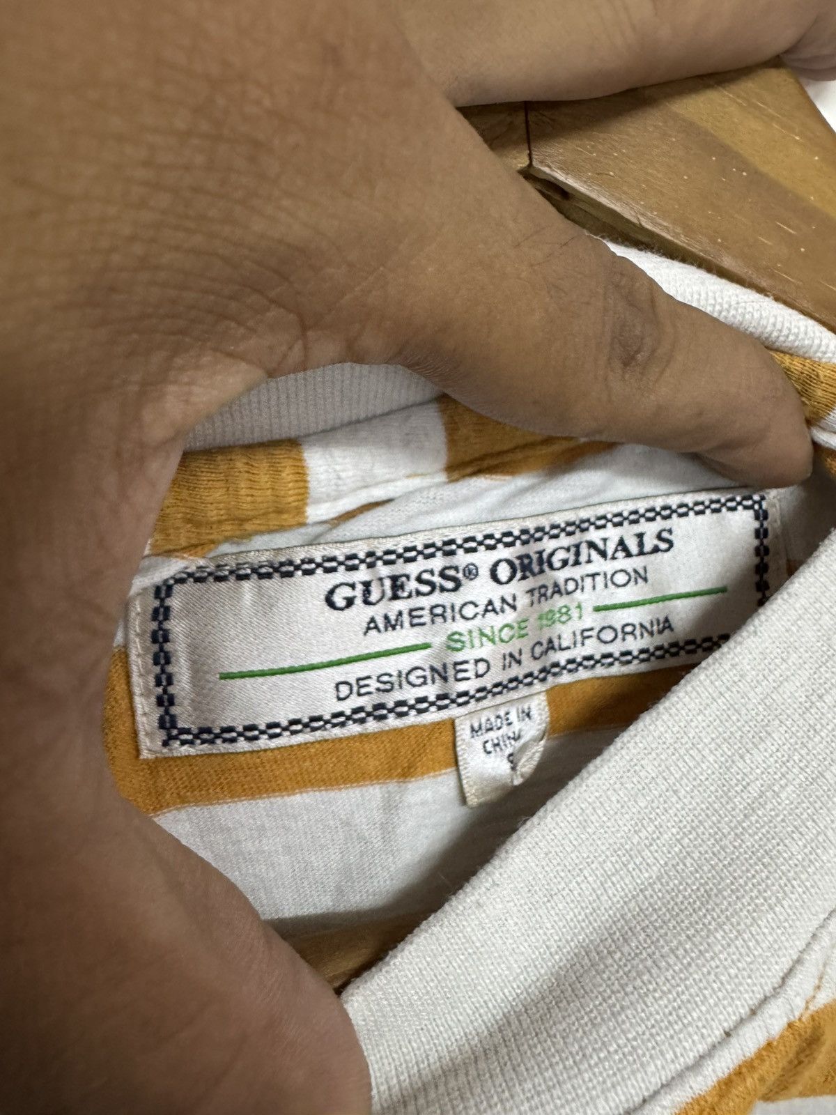 Guess × Vintage Vintage Guess stripe Size US M / EU 48-50 / 2 - 5 Thumbnail
