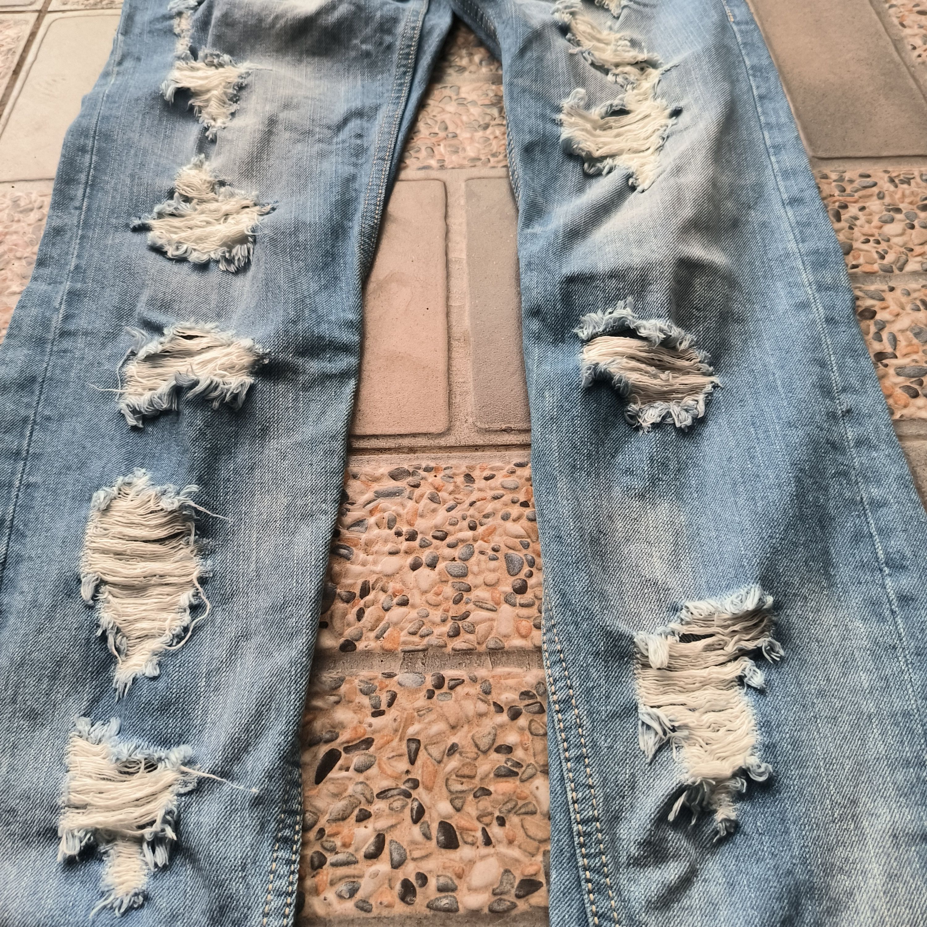 Japanese Brand one way japan distressed jeans Size US 30 / EU 46 - 2 Thumbnail