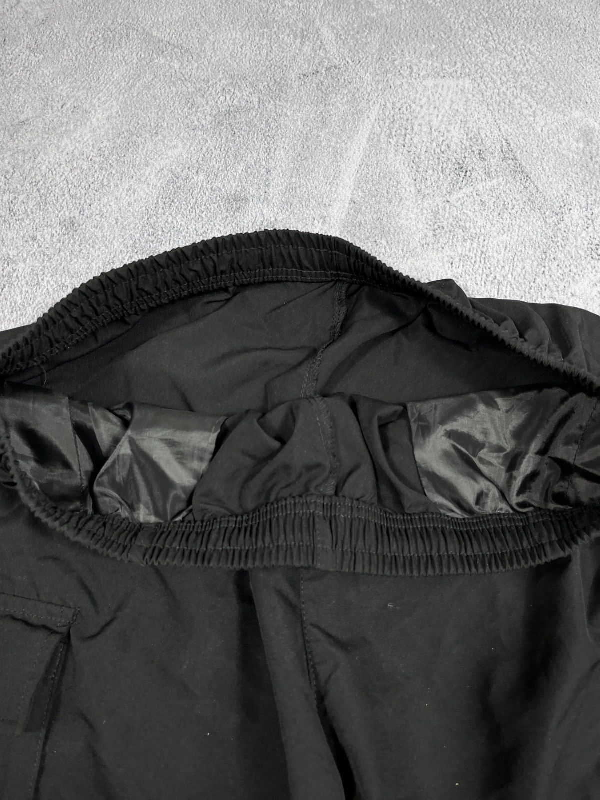 Vintage Vintage Y2K Wide cargo nylon shorts outdoor style size XL Size US 36 / EU 52 - 5 Thumbnail