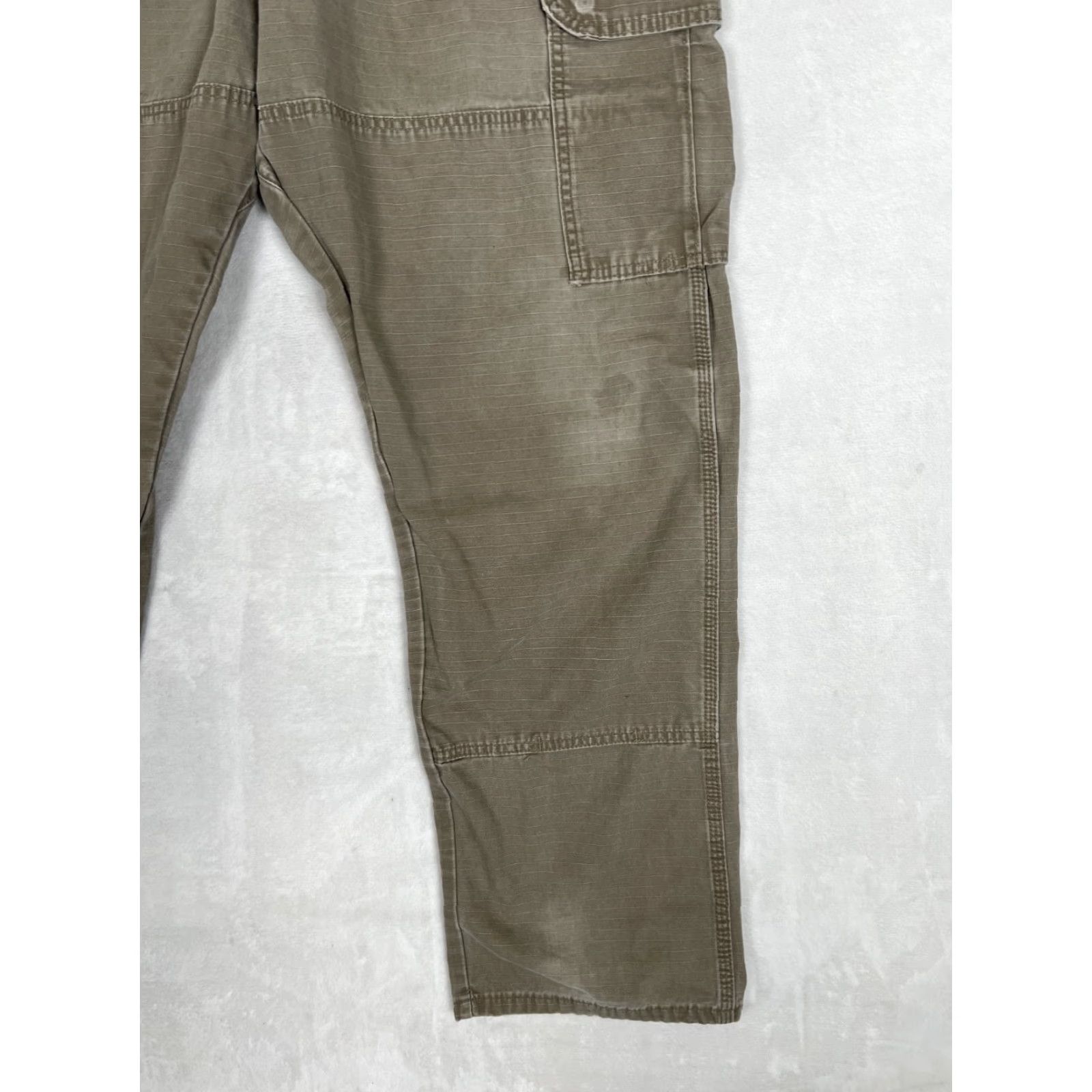 Wrangler VINTAGE Wrangler RIGGS Workwear Cargo Pants Mens 32x30 Beige Stain 90s Grunge Logo Size US 32 / EU 48 - 2 Thumbnail