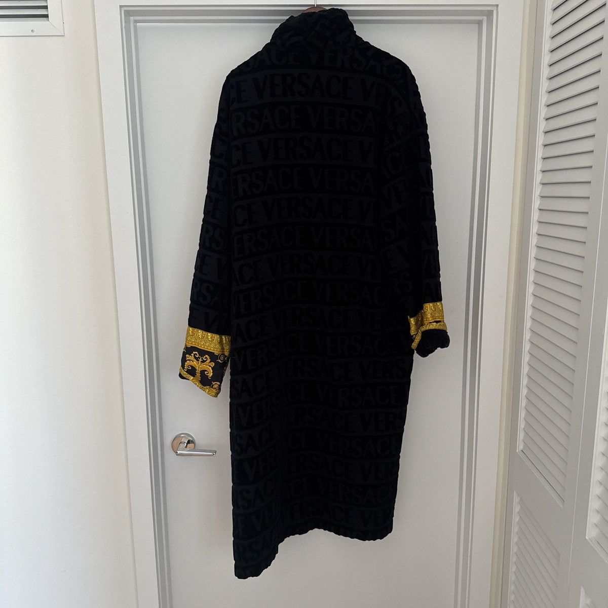Versace Versace Baroque Bathrobe NWT Size ONE SIZE - 7 Thumbnail