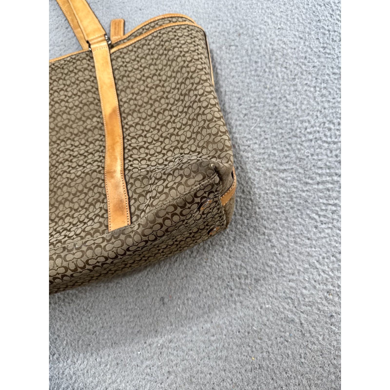 Coach VINTAGE Coach Y2K Large Signature Canvas Vachetta Leather Tote Bag F77014 Read Coach Women Tote Large Beige Canvas Size ONE SIZE - 2 Thumbnail
