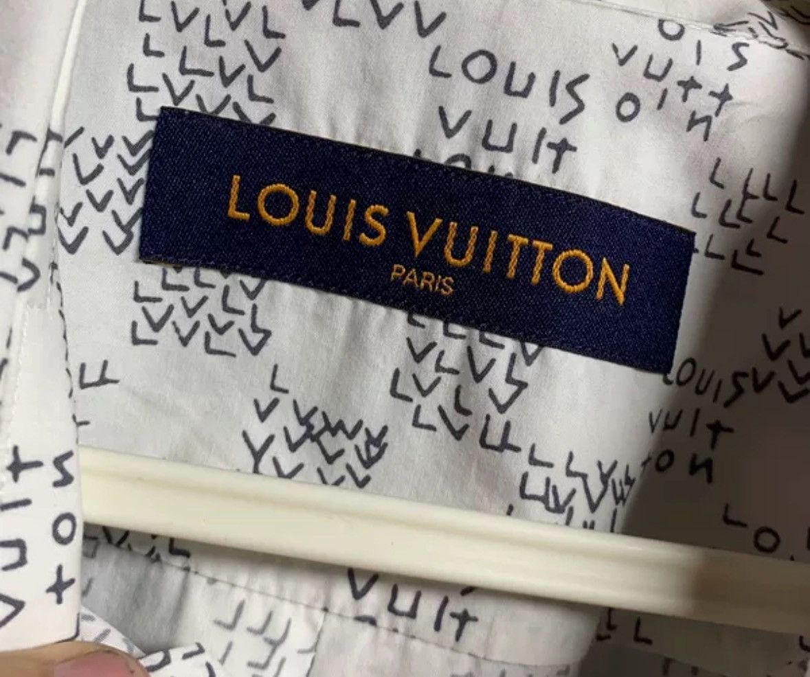 Louis Vuitton Louis Vuitton printed shirt jacket2412-Nextarrow Size US M / EU 48-50 / 2 - 3 Thumbnail