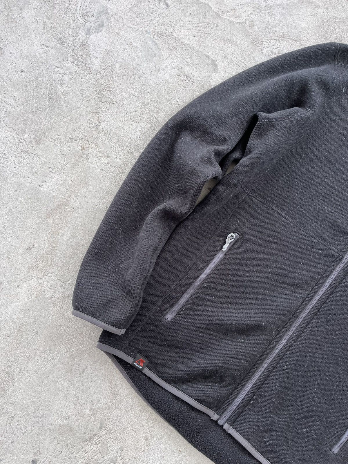 Berghaus Vintage Berghaus Polar Fleece Zip Jacket Black Outdoor Size US S / EU 44-46 / 1 - 3 Thumbnail