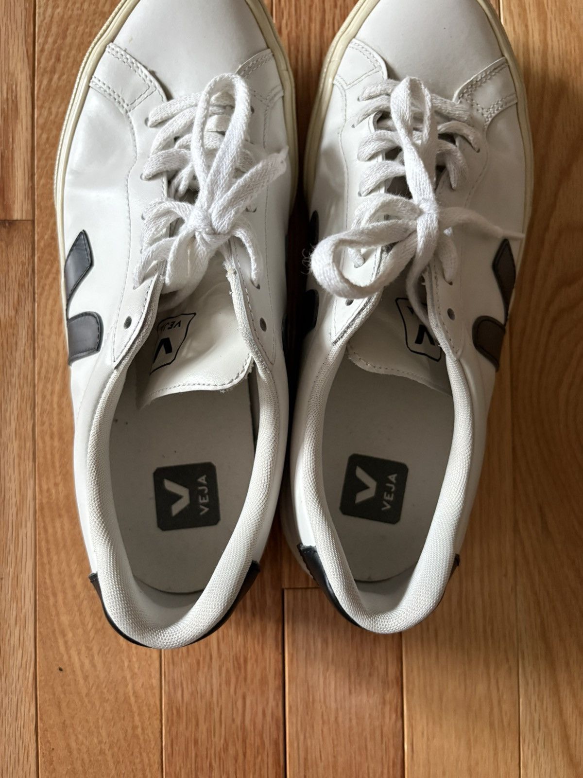 Veja STEAL! Veja Esplar sneakers - size 8 Size US 8 / EU 41 - 2 Thumbnail