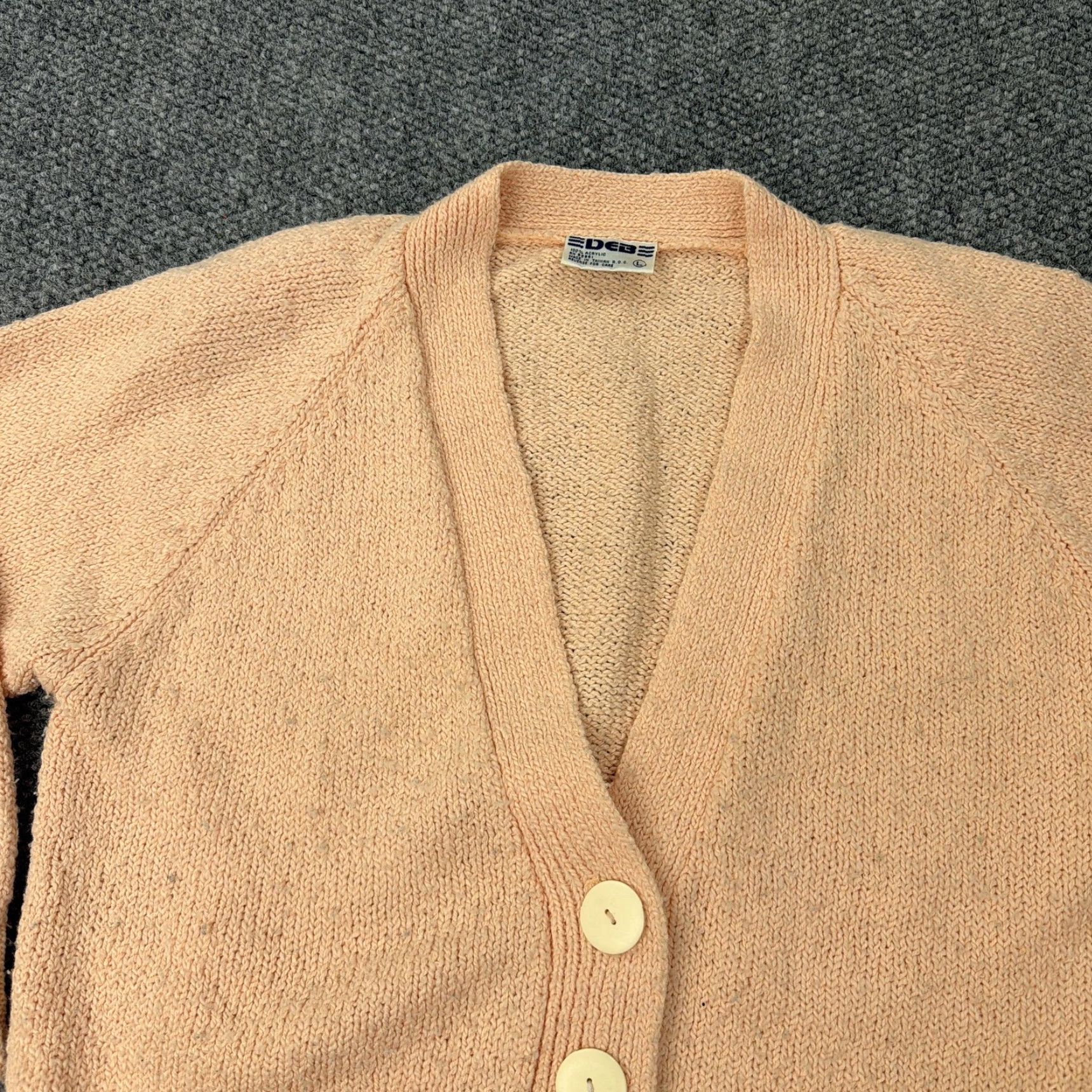 Vintage VINTAGE DEB Cardigan Sweater Womens Large Pink Shoulder Pads Button Front 90s Size L / US 10 / IT 46 - 2 Thumbnail