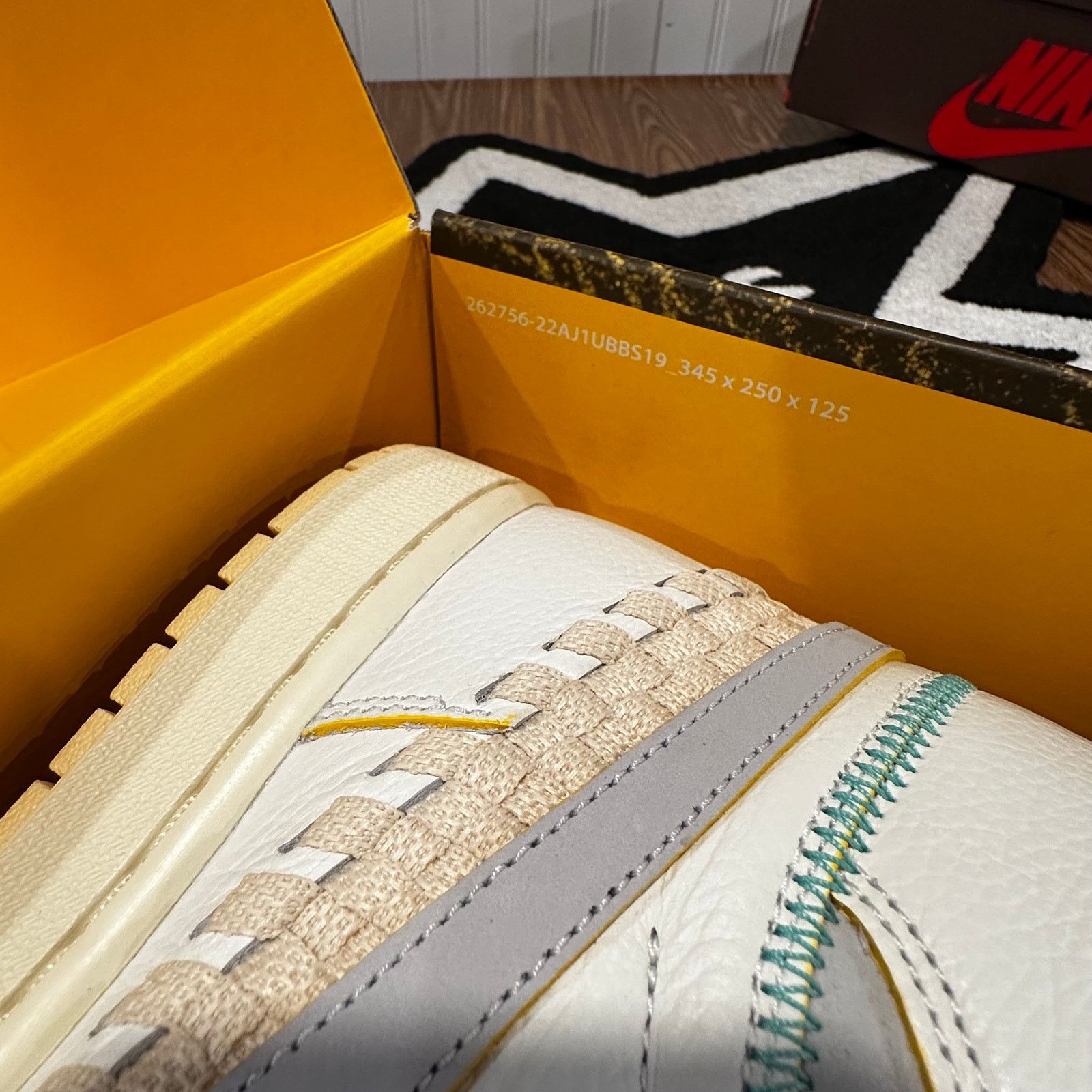 Jordan Brand × Union LA Jordan 1 Retro High OG SP Union LA Bephies Summer of ‘96 Size US 11.5 / EU 44-45 - 8 Thumbnail