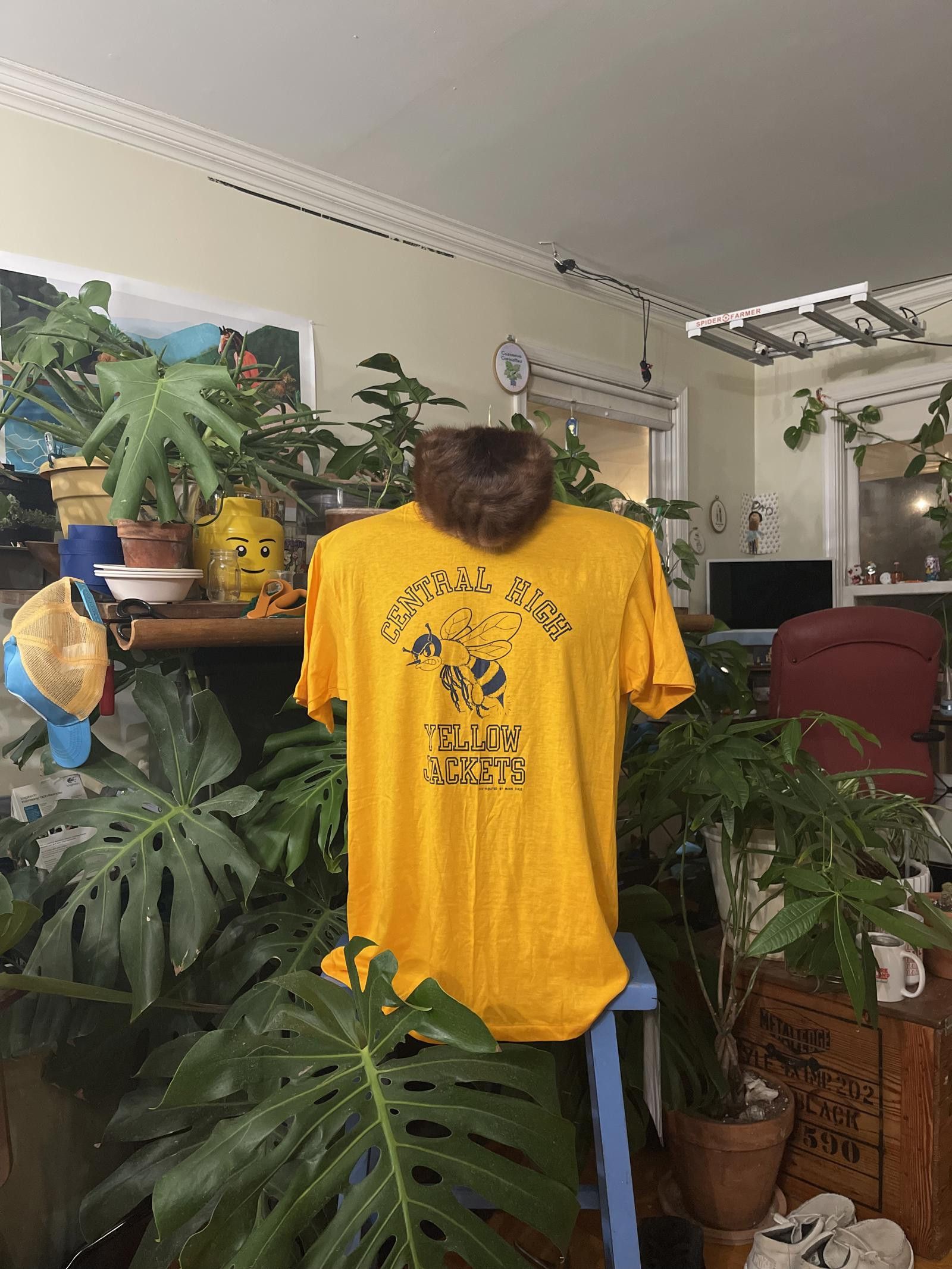 Hanes Vintage Central High Yellow Jackets T-Shirt Single Stitch Size US XL / EU 56 / 4 - 1 Thumbnail