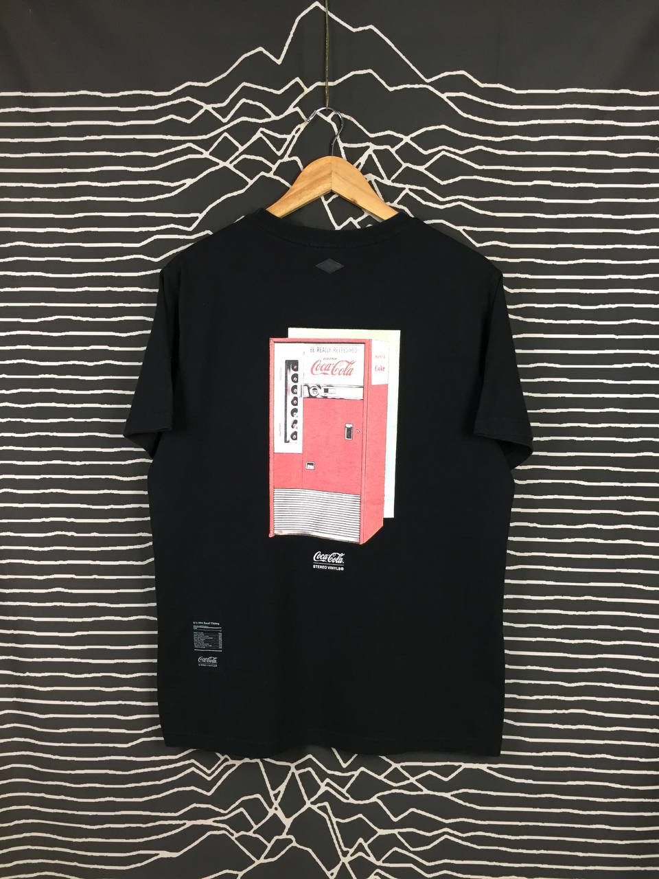 Japanese Brand × Vintage Stereo Vinyls Urban Garment Coca Cola Graphic Tee Size US L / EU 52-54 / 3 - 1 Thumbnail