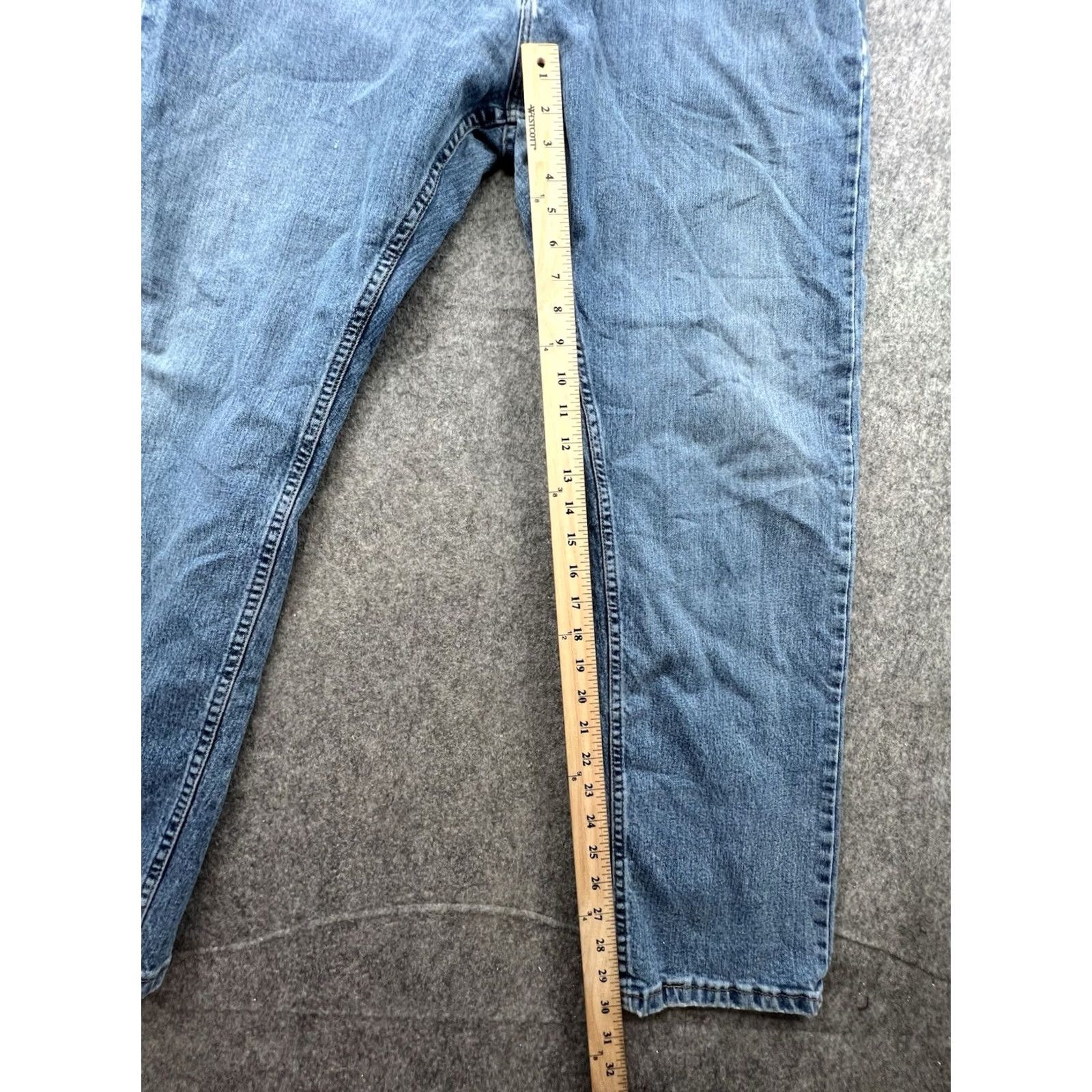 Wrangler Wrangler Jeans Men's Blue Denim Outdoor Workwear Size 40x32 Light Wash Jeans Regular Mens Size US 40 / EU 56 - 2 Thumbnail