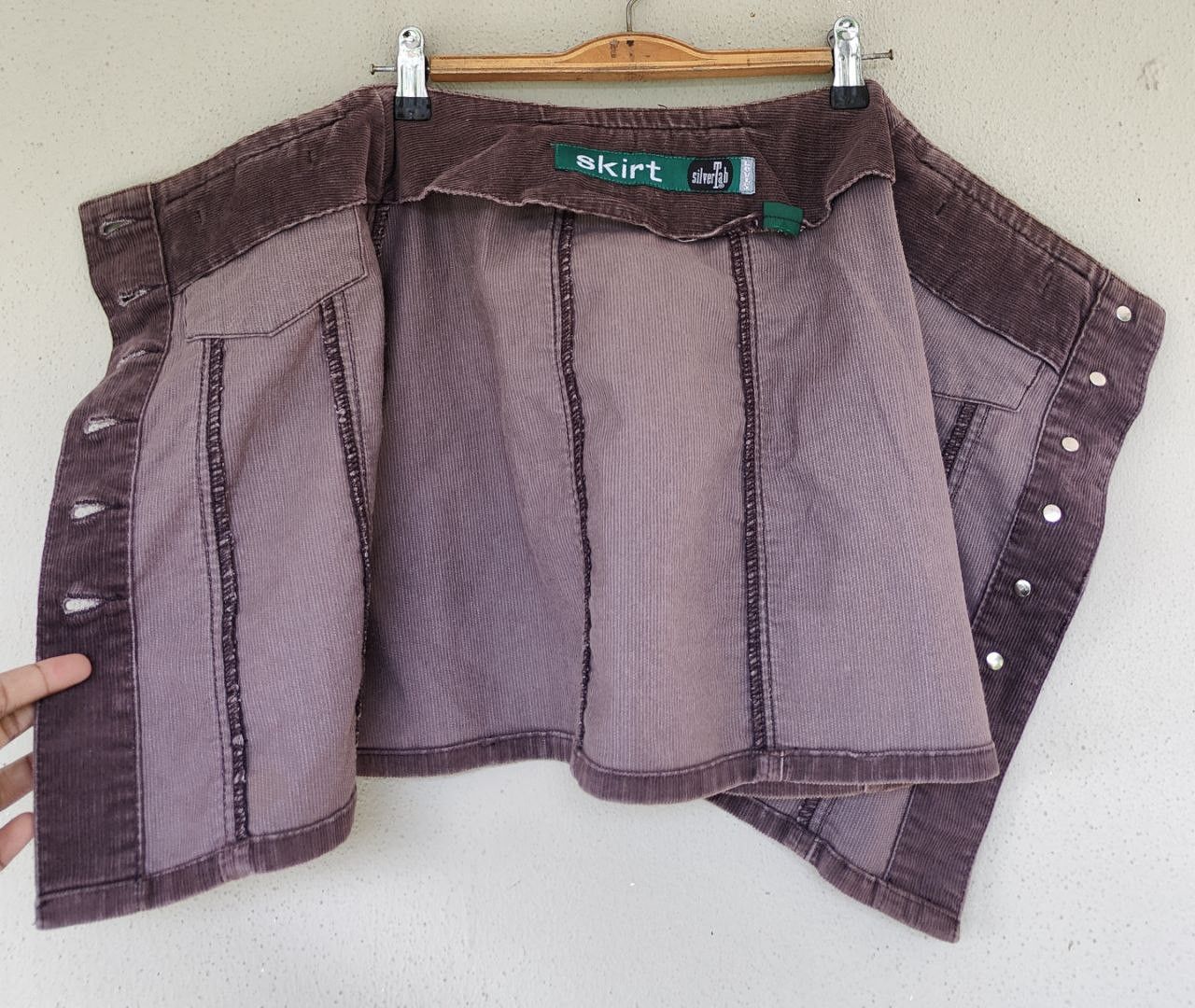 Levi's Vintage Levi's Silvertab Corduroy Skirt Size 26" / US 2 / IT 38 - 3 Thumbnail