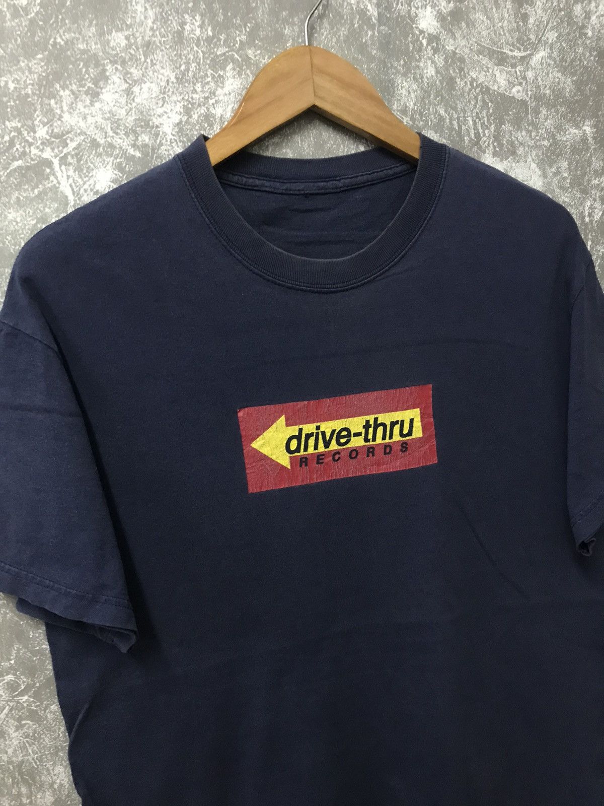 Band Tees Vintage Drive-Thru Record Music Tee Size US M / EU 48-50 / 2 - 5 Thumbnail