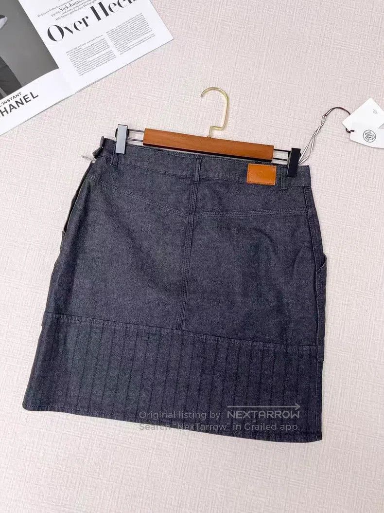Hermes Hermes Solid color denim skirt Size 25" / US 0 / IT 36 - 2 Thumbnail