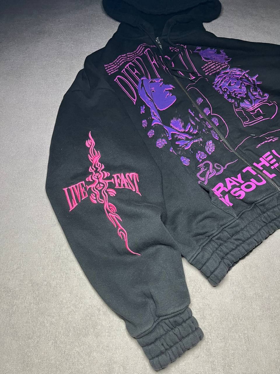LFDY Rare LFDY Live Fast Die Young Print Hoodie Black Oversized Size US S / EU 44-46 / 1 - 5 Thumbnail