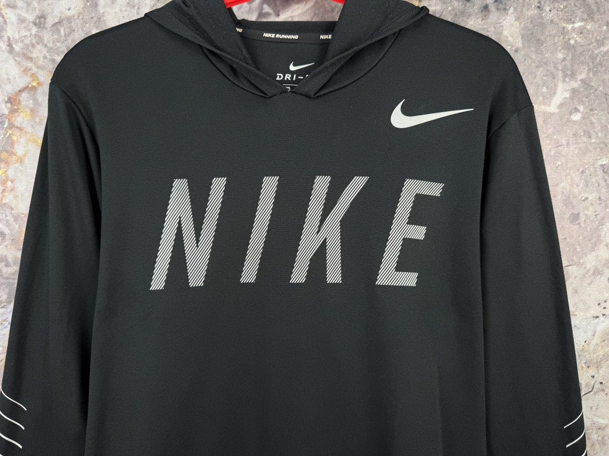 Nike Men’s Nike Running Hooded Sweatshirt Sportswear Size Small Size US S / EU 44-46 / 1 - 6 Thumbnail