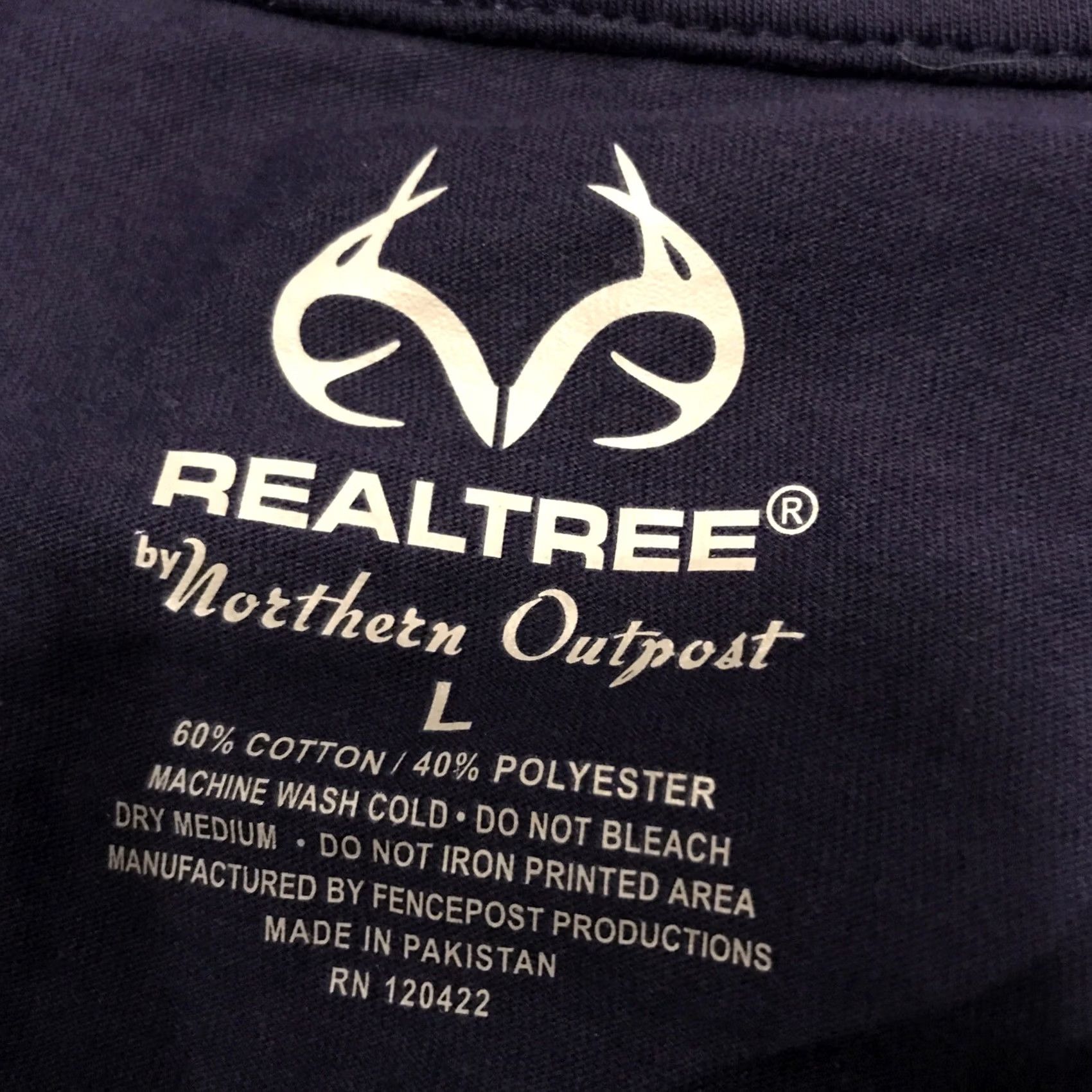 Realtree Realtree Mens L Shirt Long Sleeve Camouflage Cotton Blend Pullover All Seasons Outdoor Hunting Logo Multicolor Made in Pakistan Size US L / EU 52-54 / 3 - 2 Thumbnail