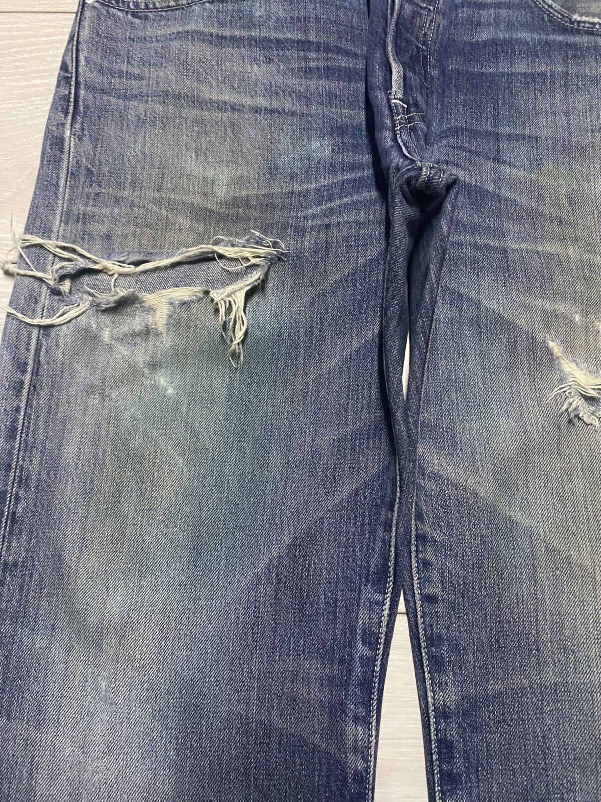 Levi's Vintage Levis 501 Distressed Loose Jeans Size US 33 - 7 Thumbnail