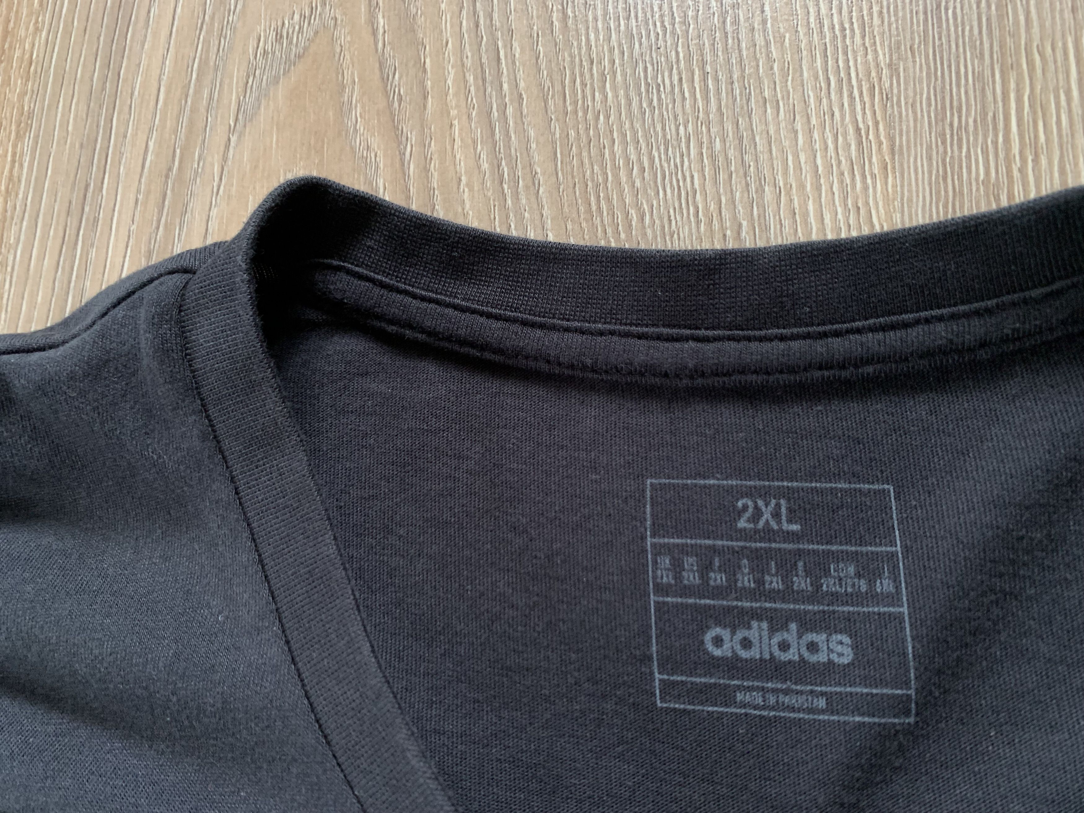 Adidas Adidas Illustrated Badge Graphic Cotton T-Shirt 2024 Size US XXL / EU 58 / 5 - 6 Thumbnail