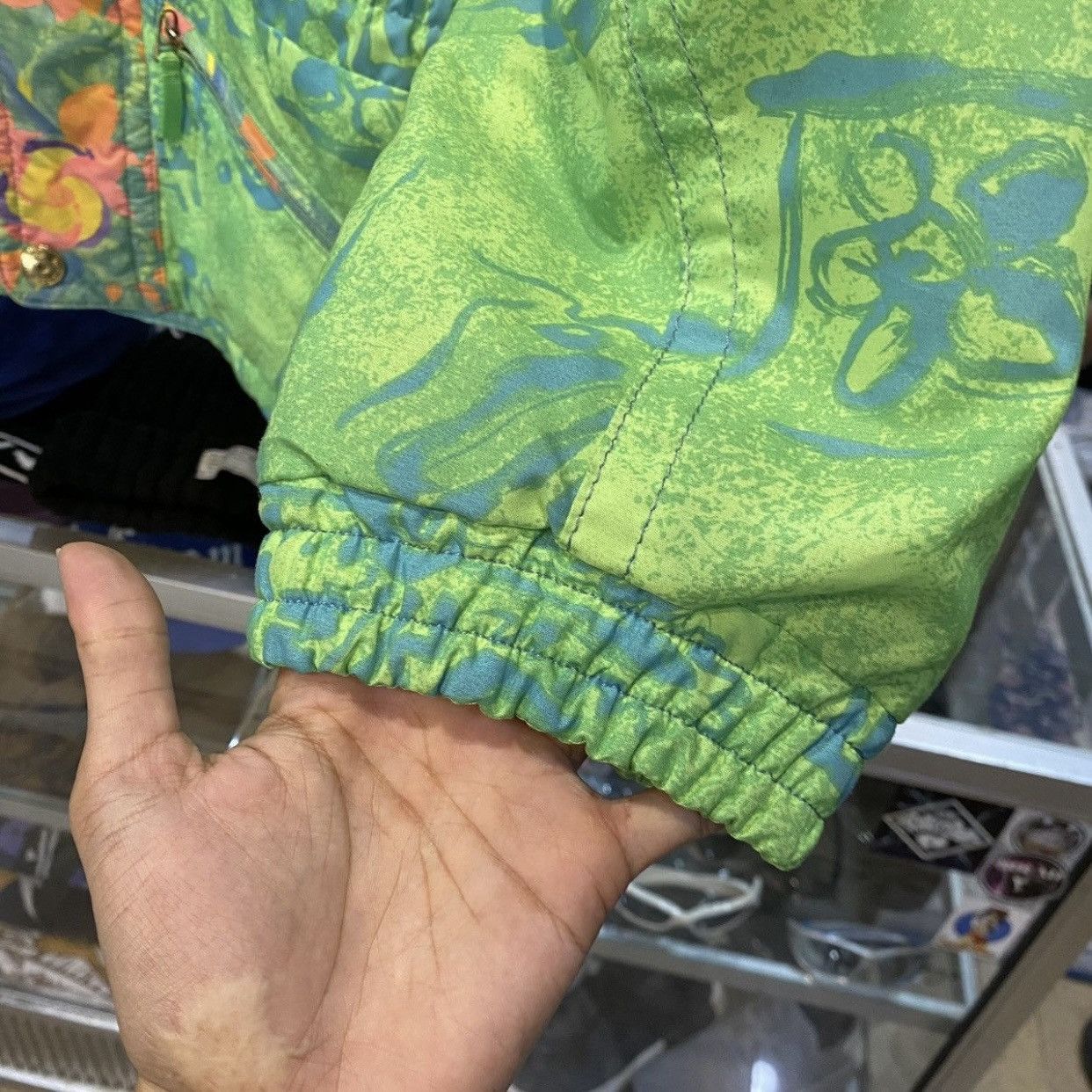 Goldwin Vintage 90s Goldwin All-Over Print Ski Jacket Neon Green Size US L / EU 52-54 / 3 - 6 Thumbnail